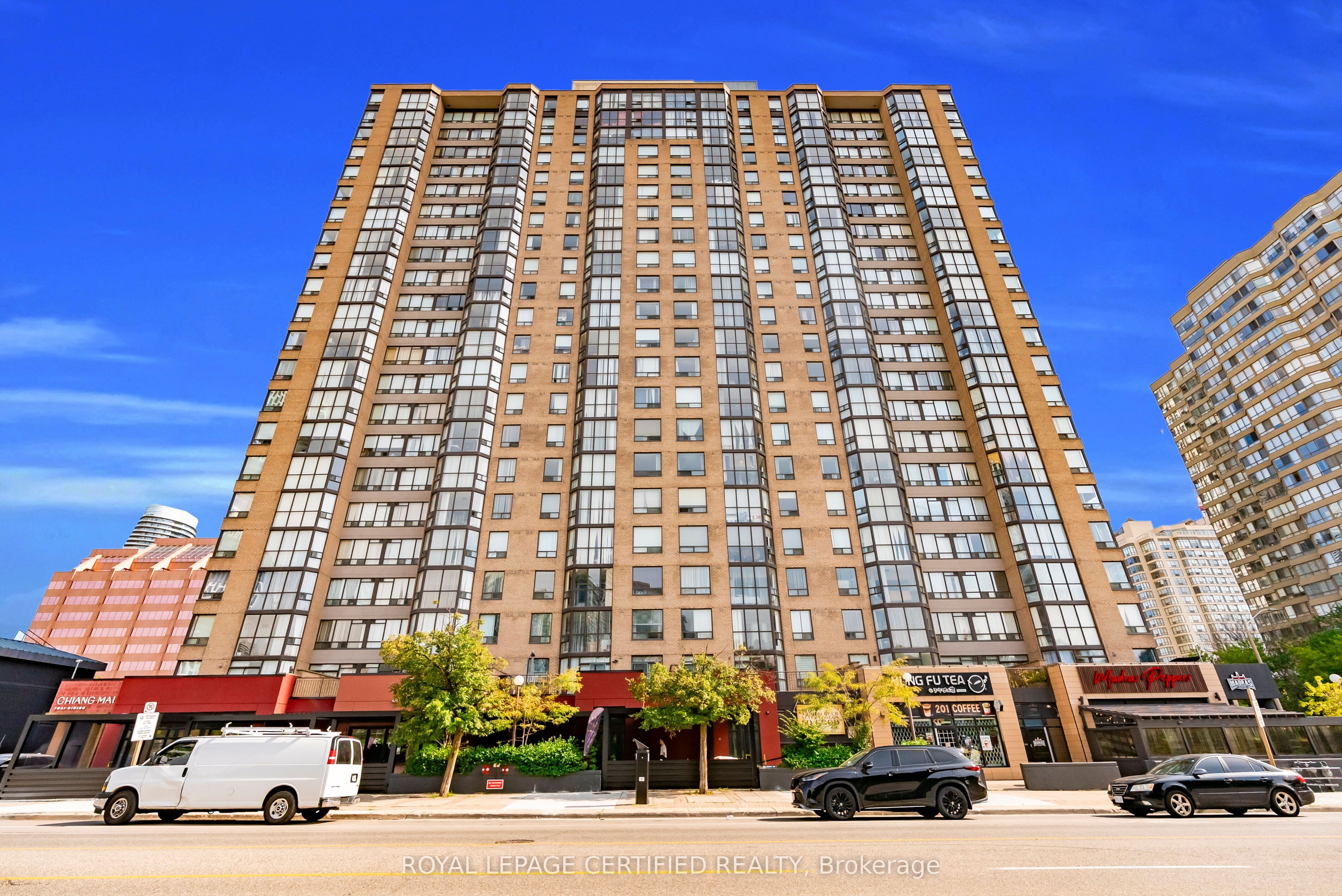 285 Enfield Place #2109, Mississauga, ON L5B 3Y6 photo 3