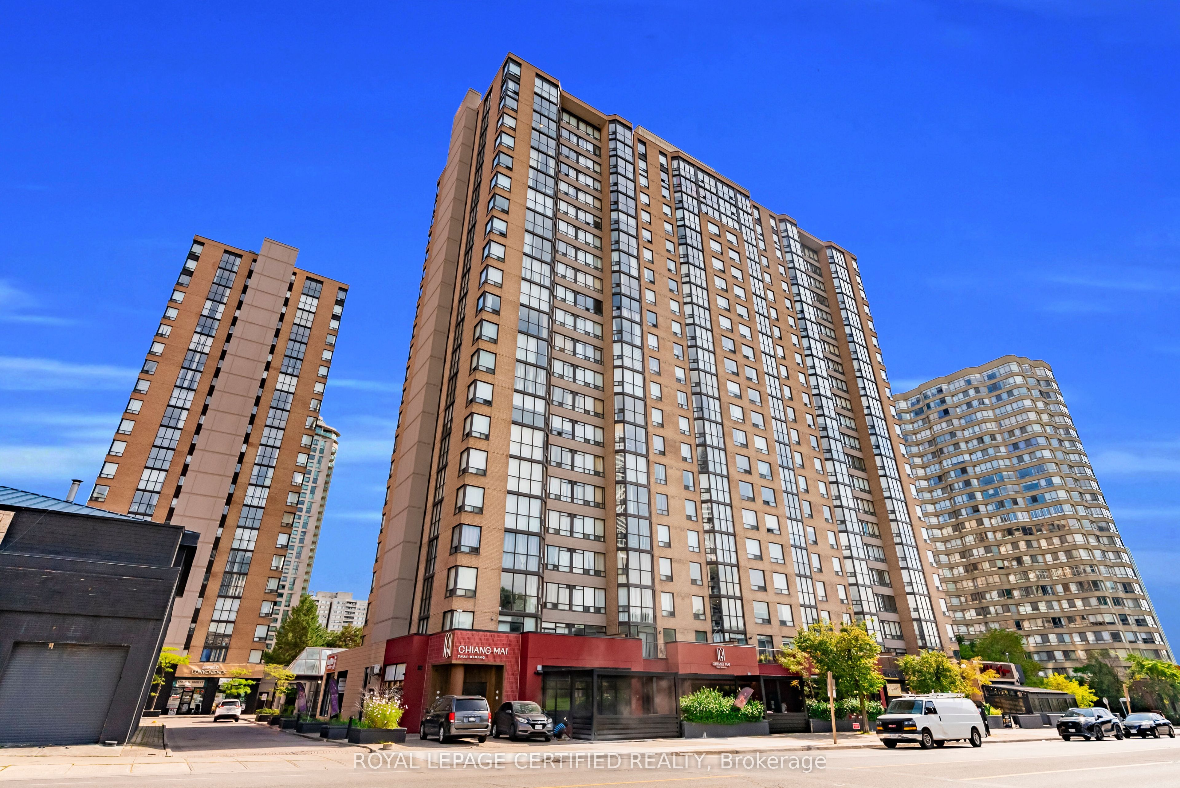 285 Enfield Place #2109, Mississauga, ON L5B 3Y6 photo 4