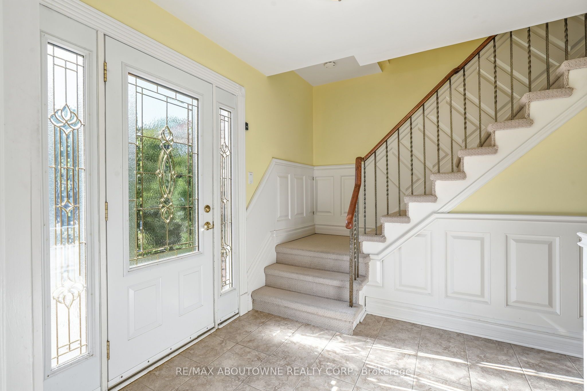 1177 Grand Boulevard, Oakville, ON L6H 2V2 photo 3