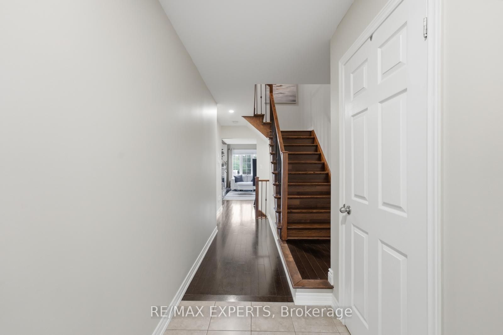 72 Victor Large Way, Orangeville, ON L9W 0B6 photo 4