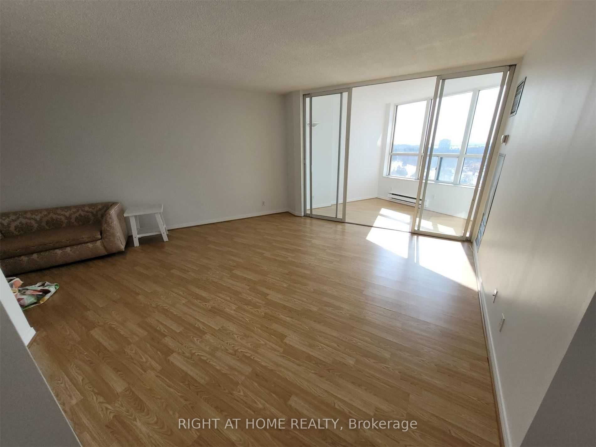 6 Humberline Drive 813, Toronto, ON M9W 6X8 photo 3