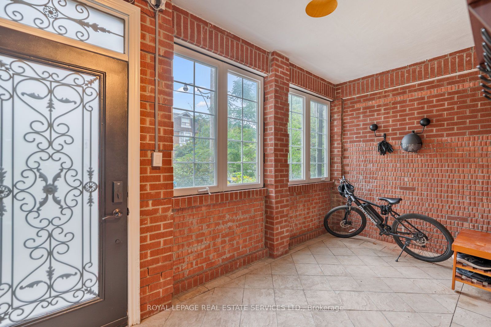 58 Pauline Avenue, Toronto, ON M6H 3M8 photo 3