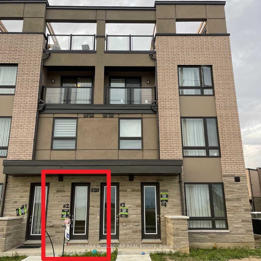 620 Rexdale Boulevard 2, Toronto, ON M9W 0G1