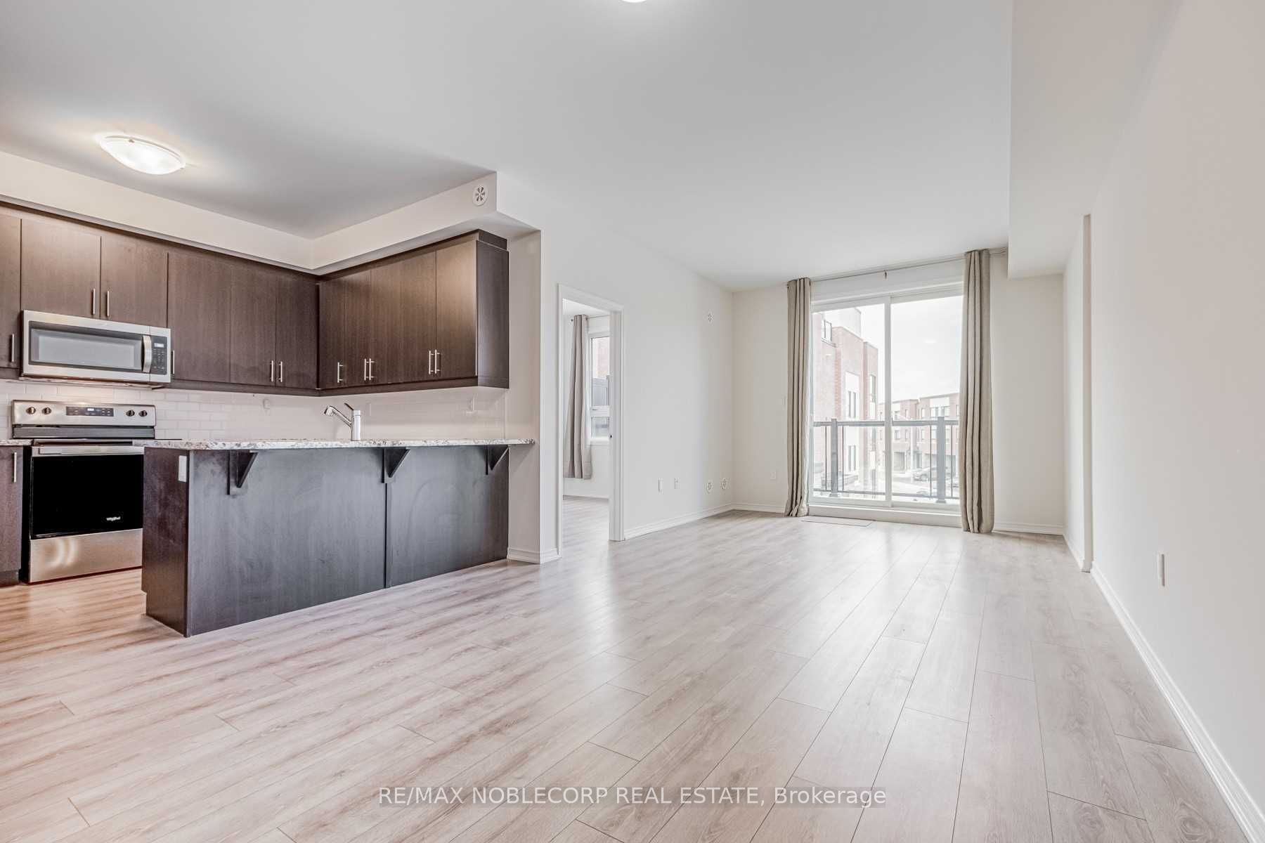 620 Rexdale Boulevard 2, Toronto, ON M9W 0G1 photo 3