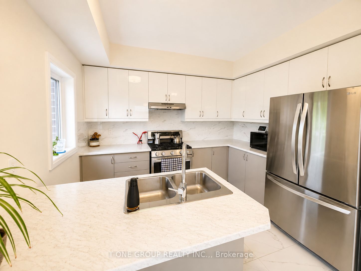 80 Fieldridge Cres Crescent, Brampton, ON L6R 0A7 photo 4
