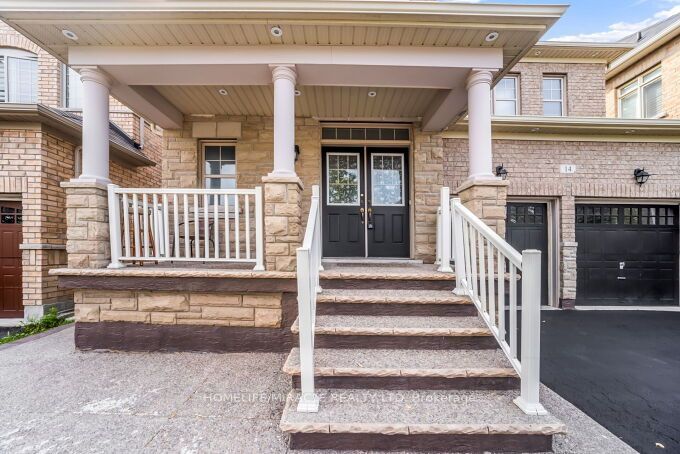 14 Bonnie Braes Drive, Brampton, ON L6Y 0X4 photo 3