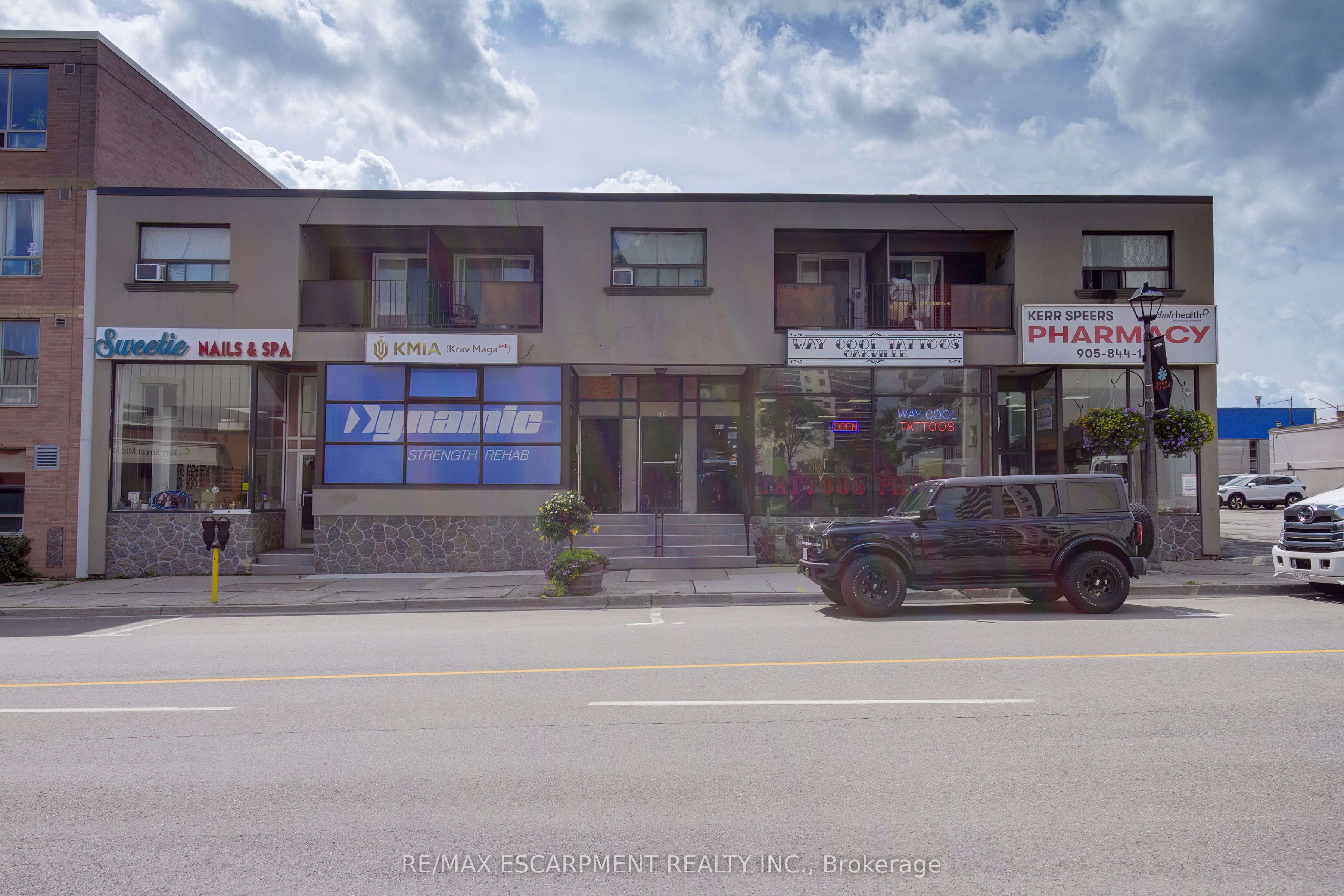 492 Kerr Street 9, Oakville, ON L6K 3C5