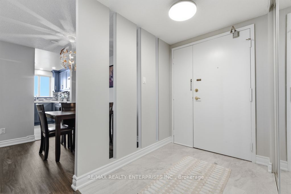 6720 Glen Erin Drive 414, Mississauga, ON L5N 3K8 photo 5