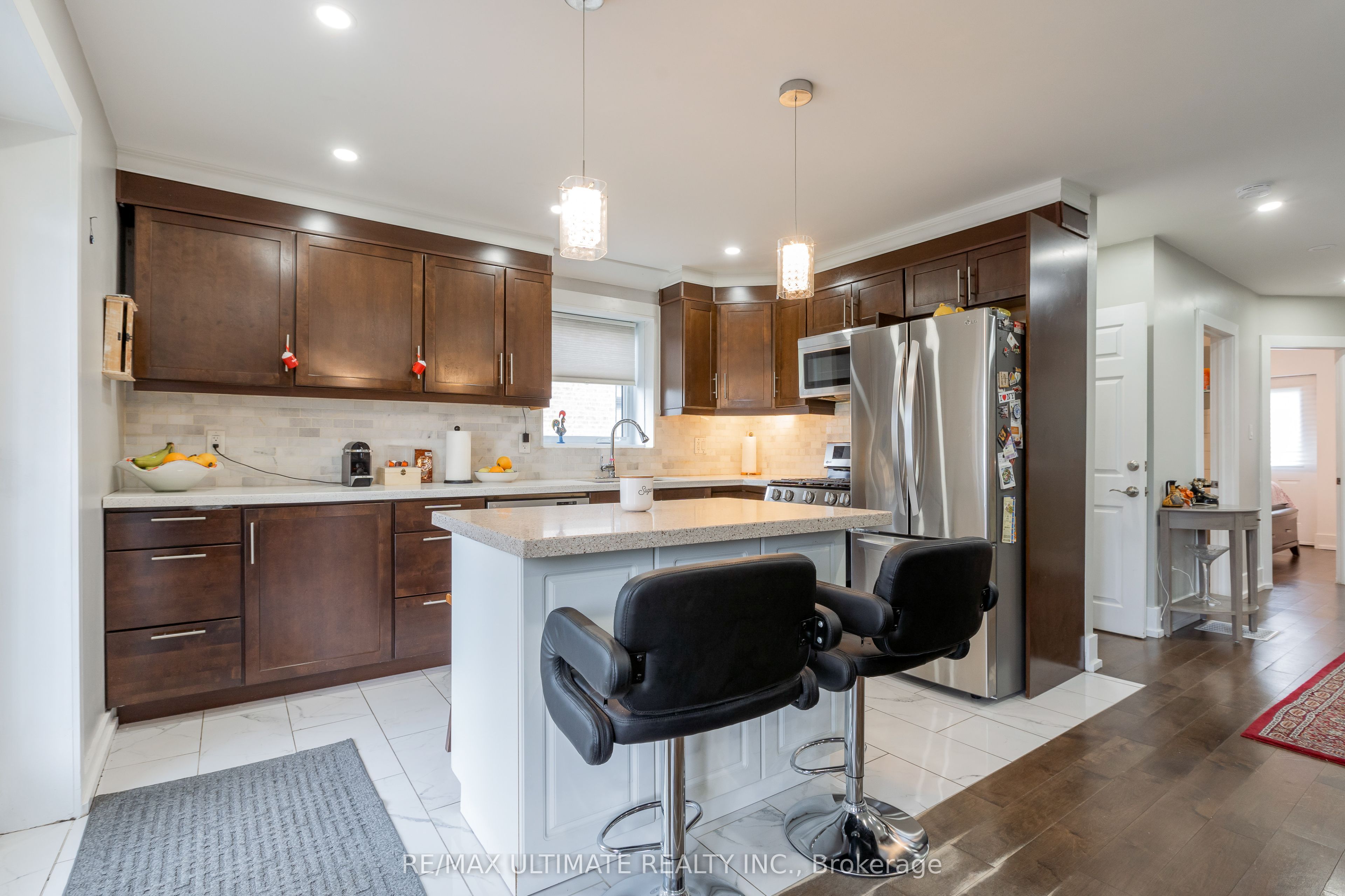 14 Nordale Crescent, Toronto, ON M6M 3A1 photo 3