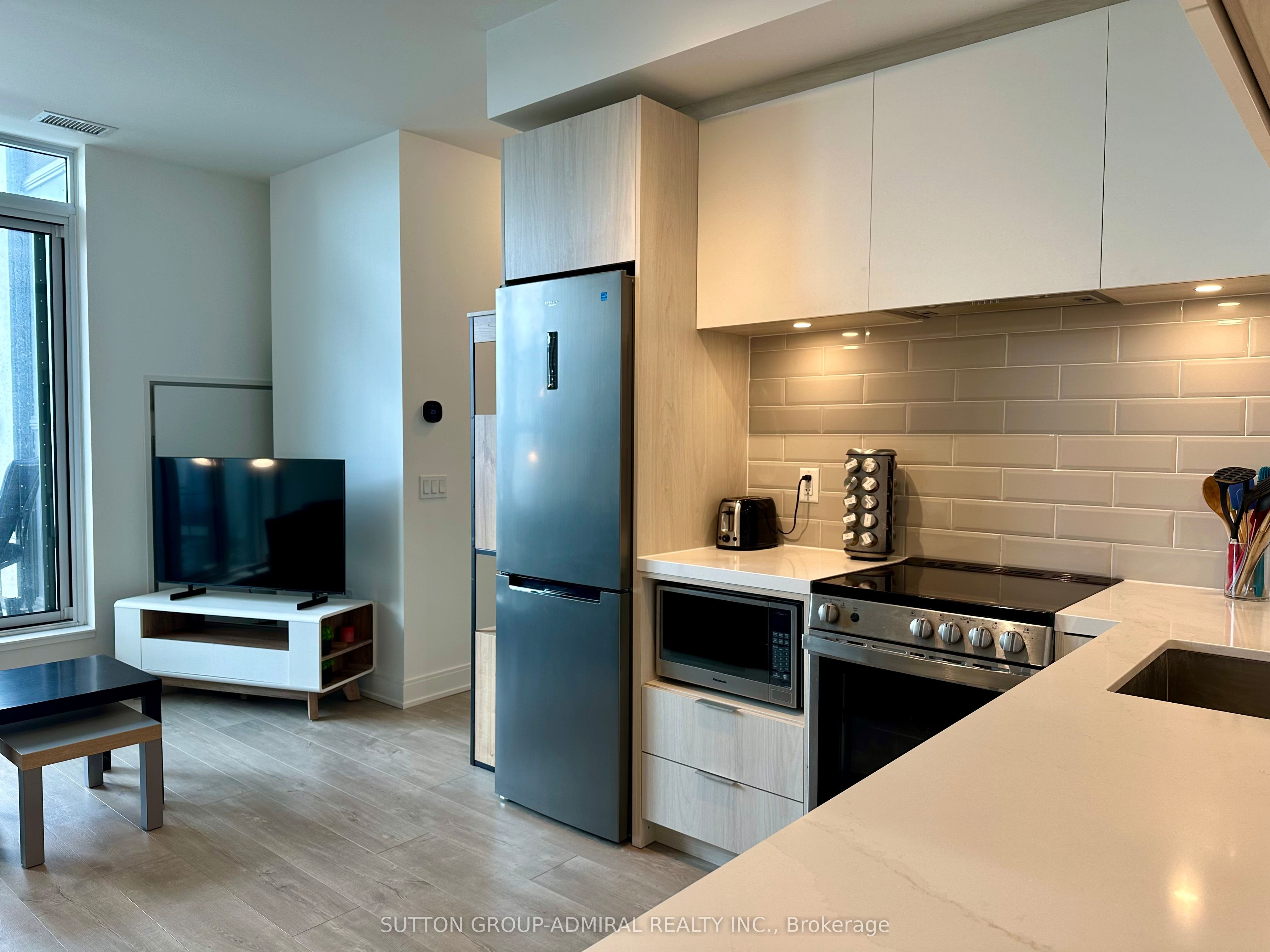 65 Annie Craig Drive 202, Toronto, ON M8V 0G3 photo 5