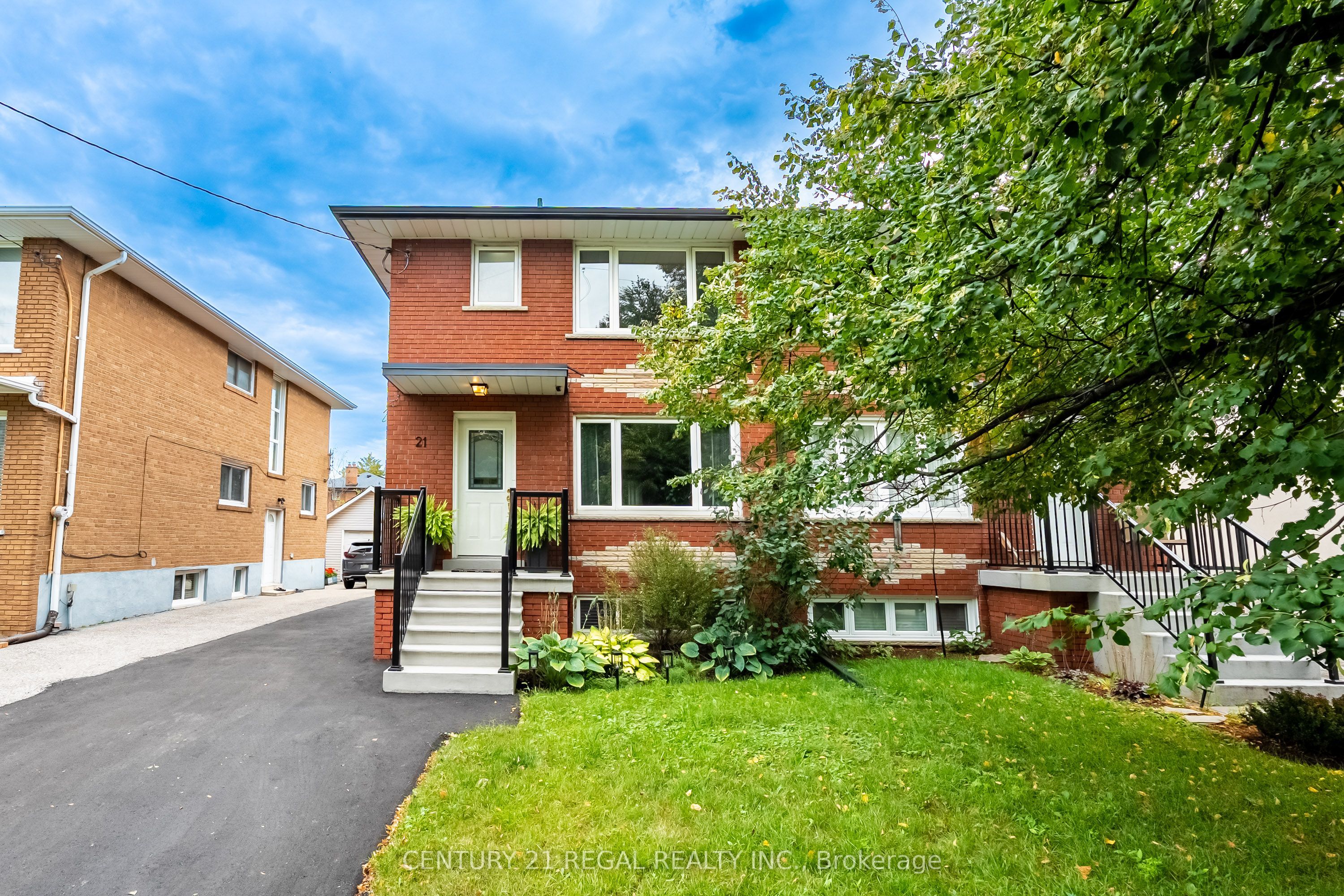 21 Burlingame Road, Toronto, ON M8W 1Y7 photo 2