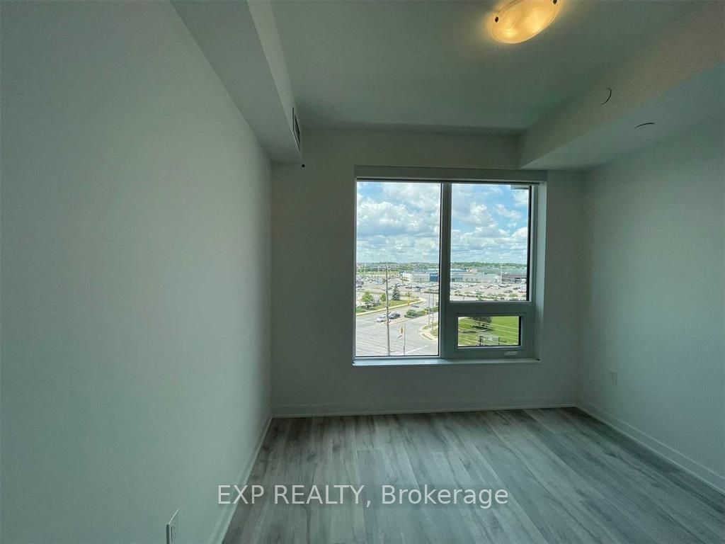 4655 Metcalfe Avenue 601, Mississauga, ON L5M 0Z7 photo 3