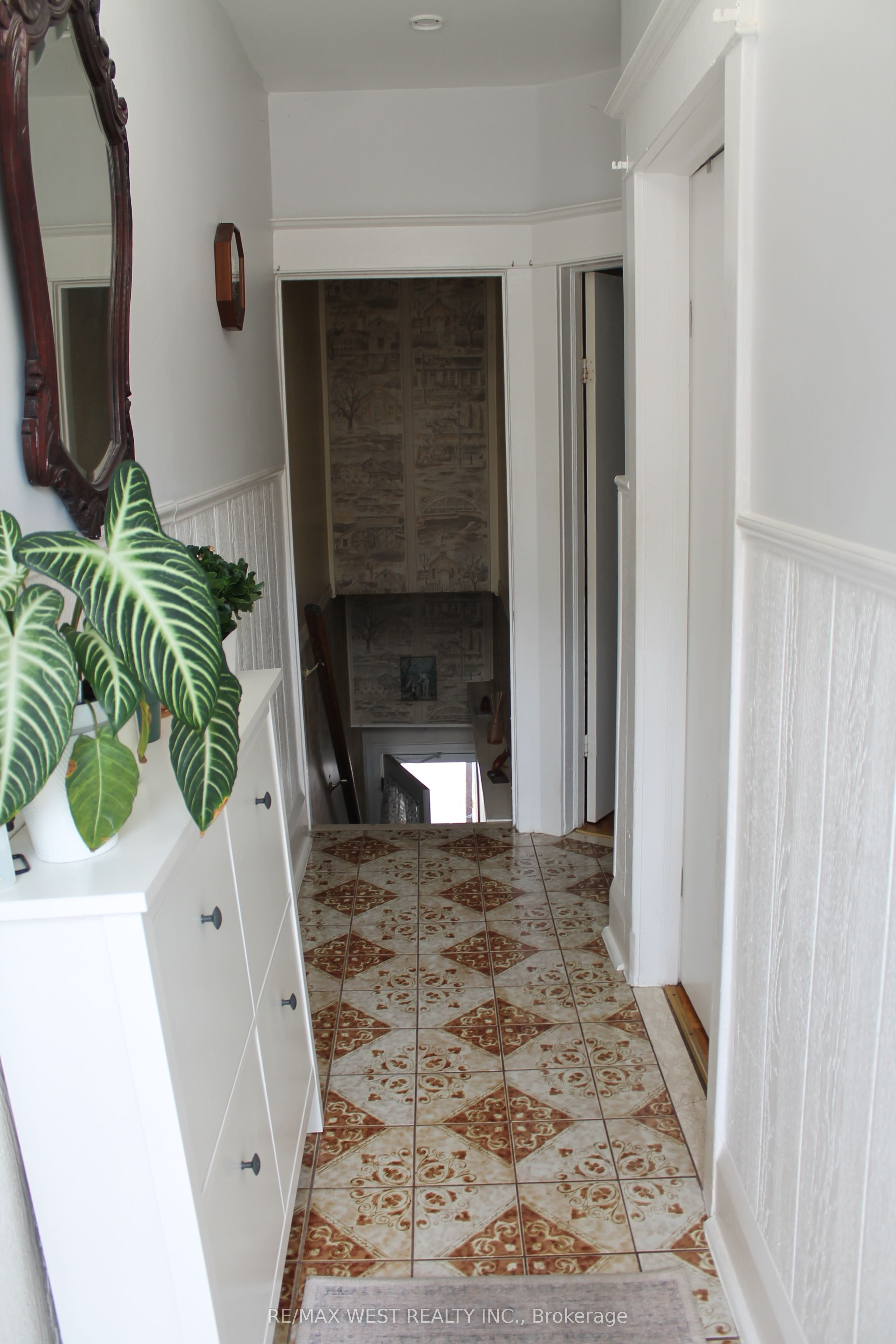 11A Woodcroft Crescent, Toronto, ON M6E 1W7 photo 3
