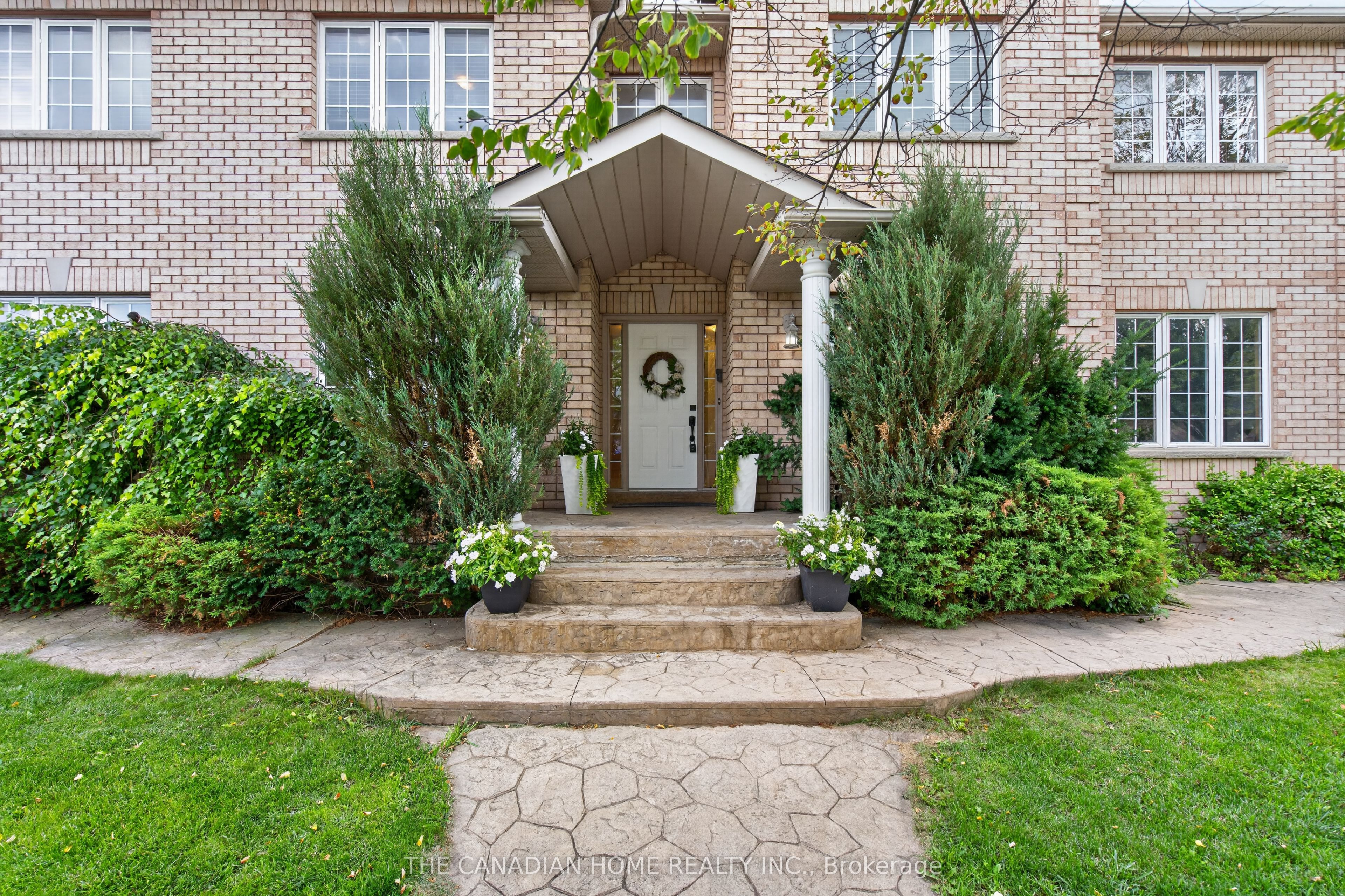 63 Humbershed Crescent, Caledon, ON L7E 2X4