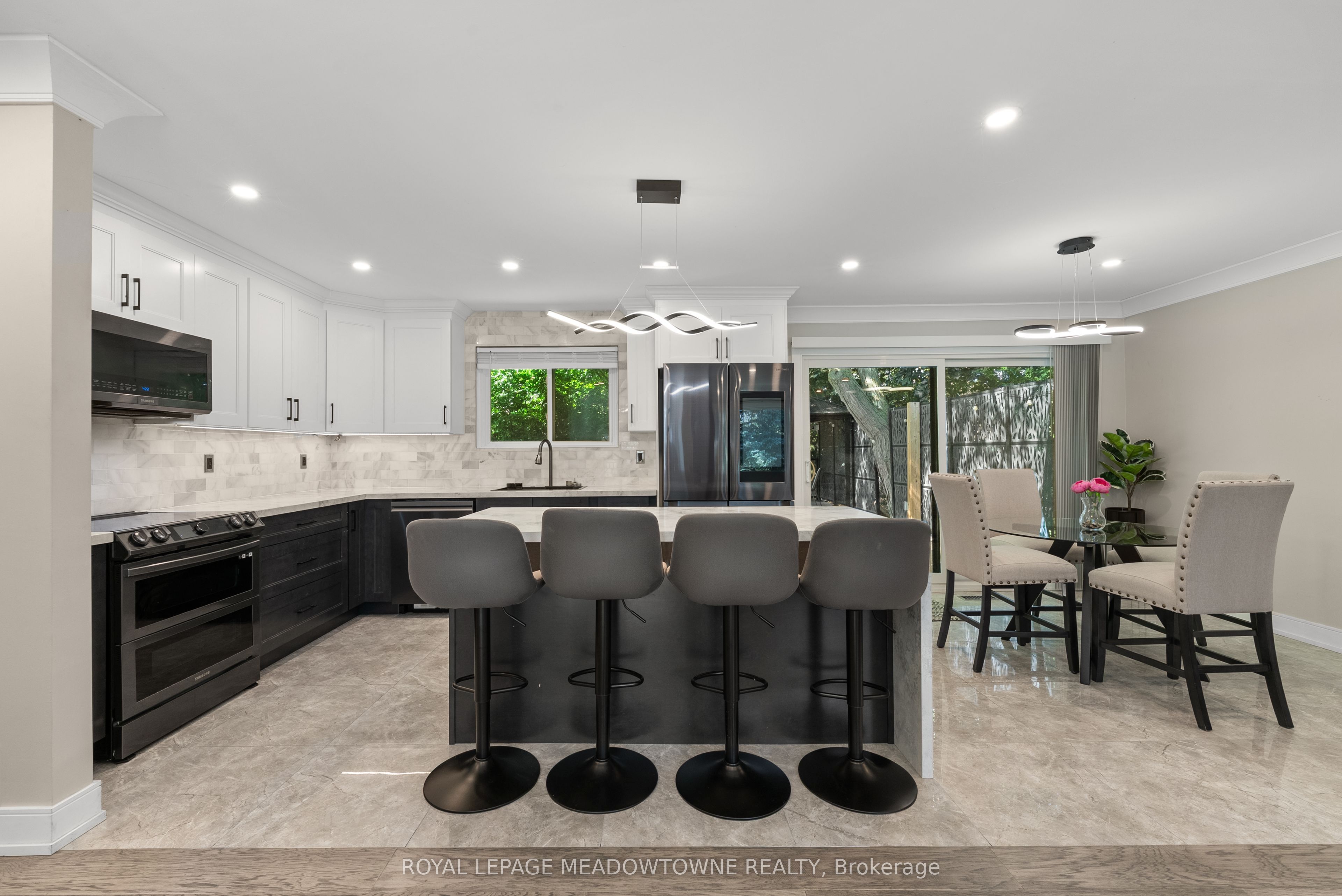 1268 Forest Hill, Oakville, ON L6H 2C3 photo 5
