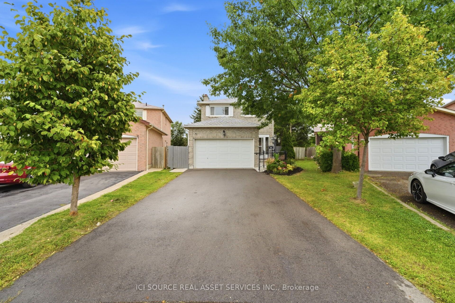 20 Kesteven Crescent, Brampton, ON L6W 4E1 photo 3