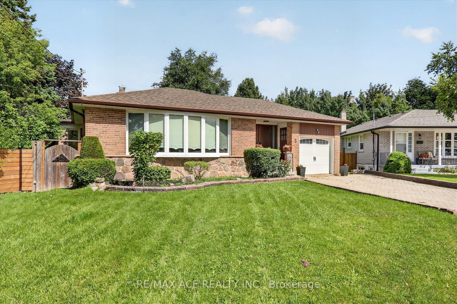3 Pipestone Place, Toronto, ON M9W 3V4 photo 4
