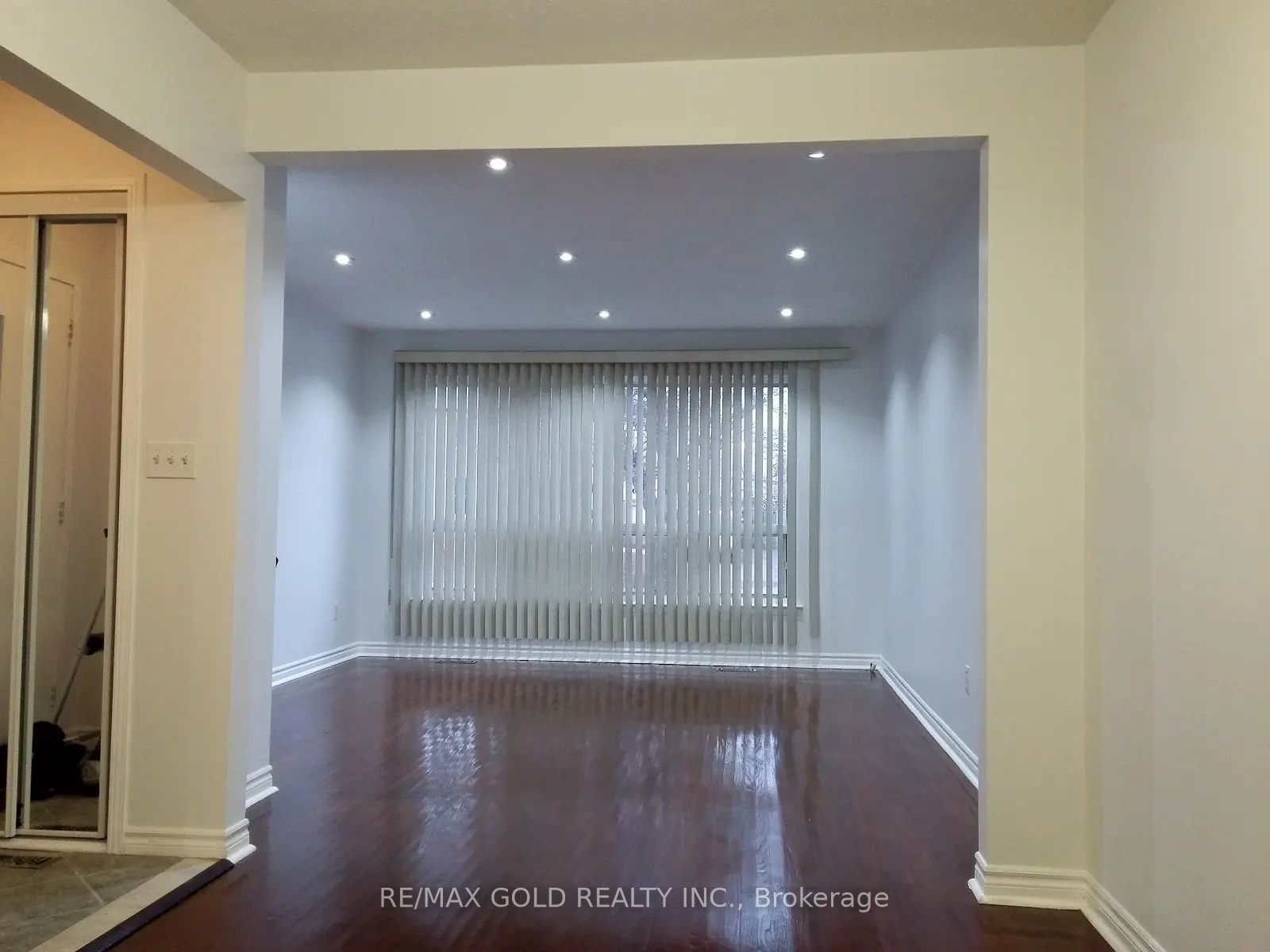7 Forsythia Road Upper, Brampton, ON L6T 2G2 photo 3