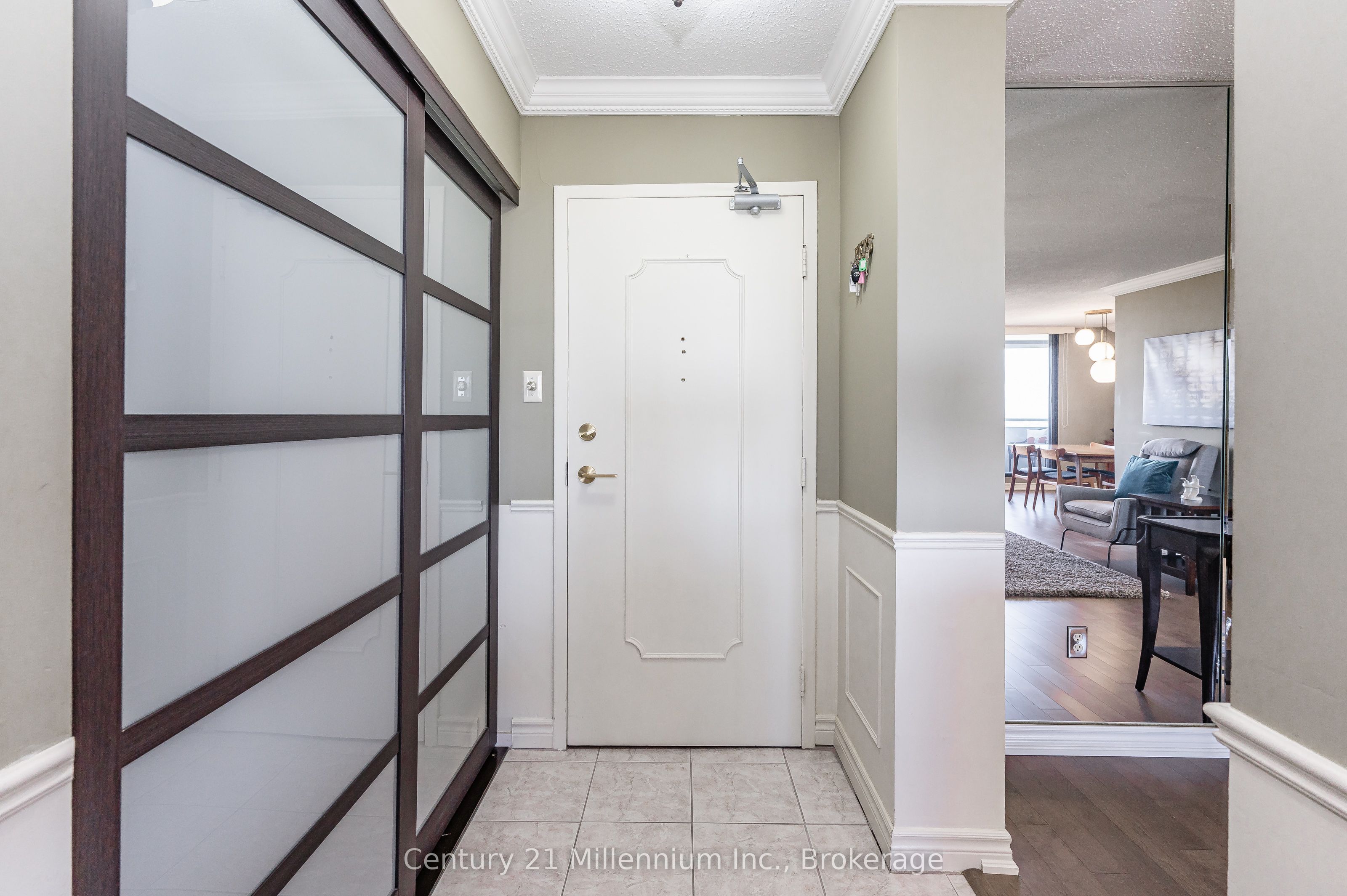 2055 Upper Middle Road 1605, Burlington, ON L7P 3P4 photo 5