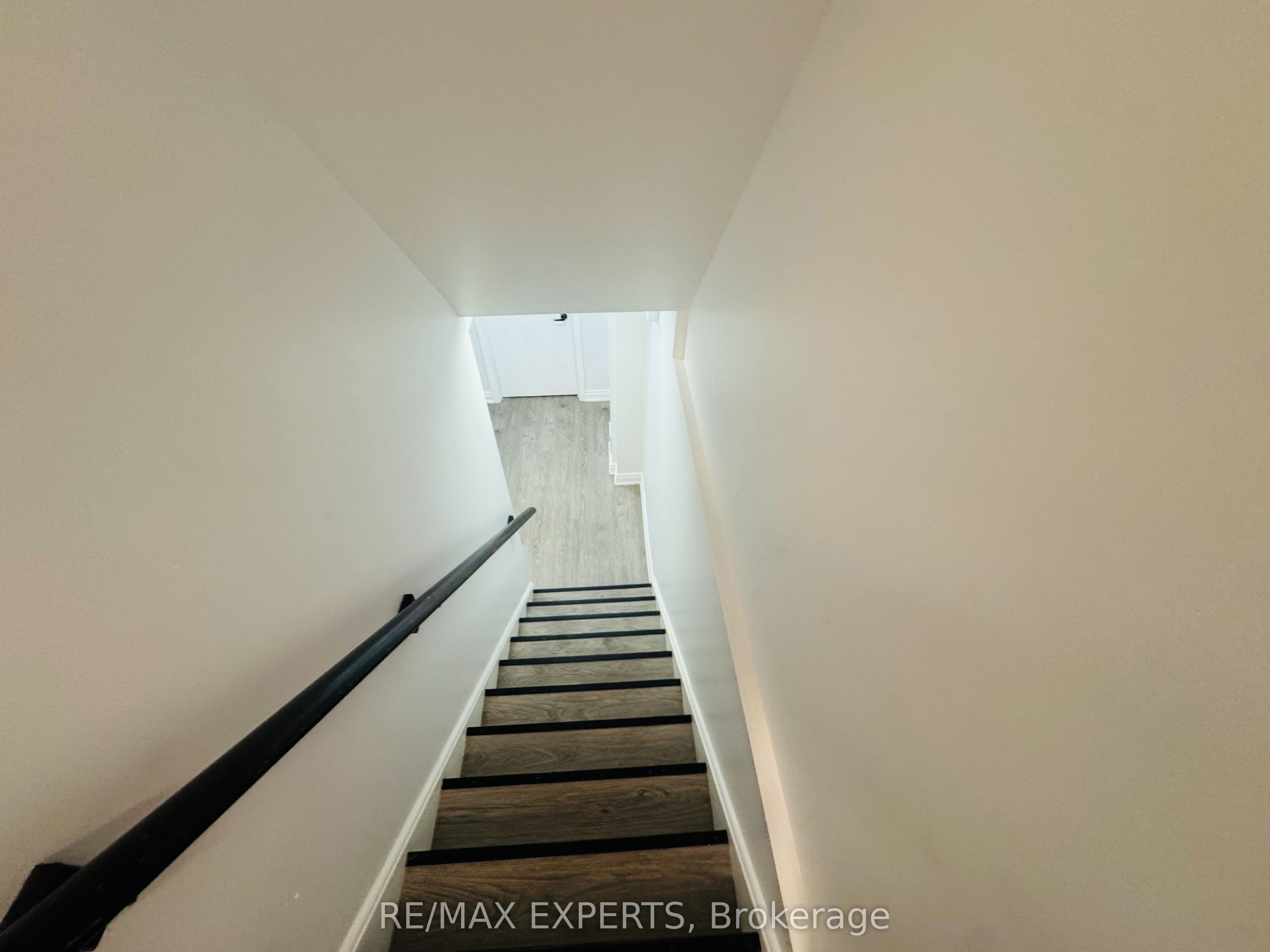 117 Baffin Crescent 2, Brampton, ON L7A 4K9 photo 3