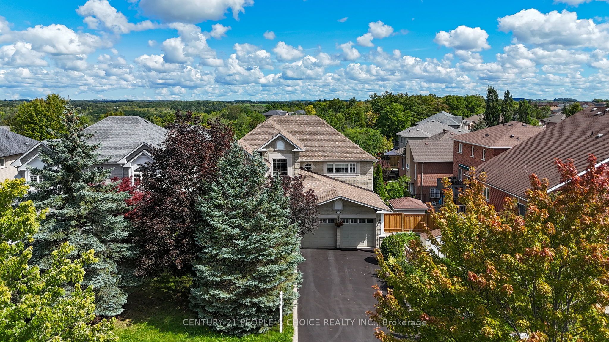 43 Strawberry Hill Court, Caledon, ON L7E 2M4 photo 2