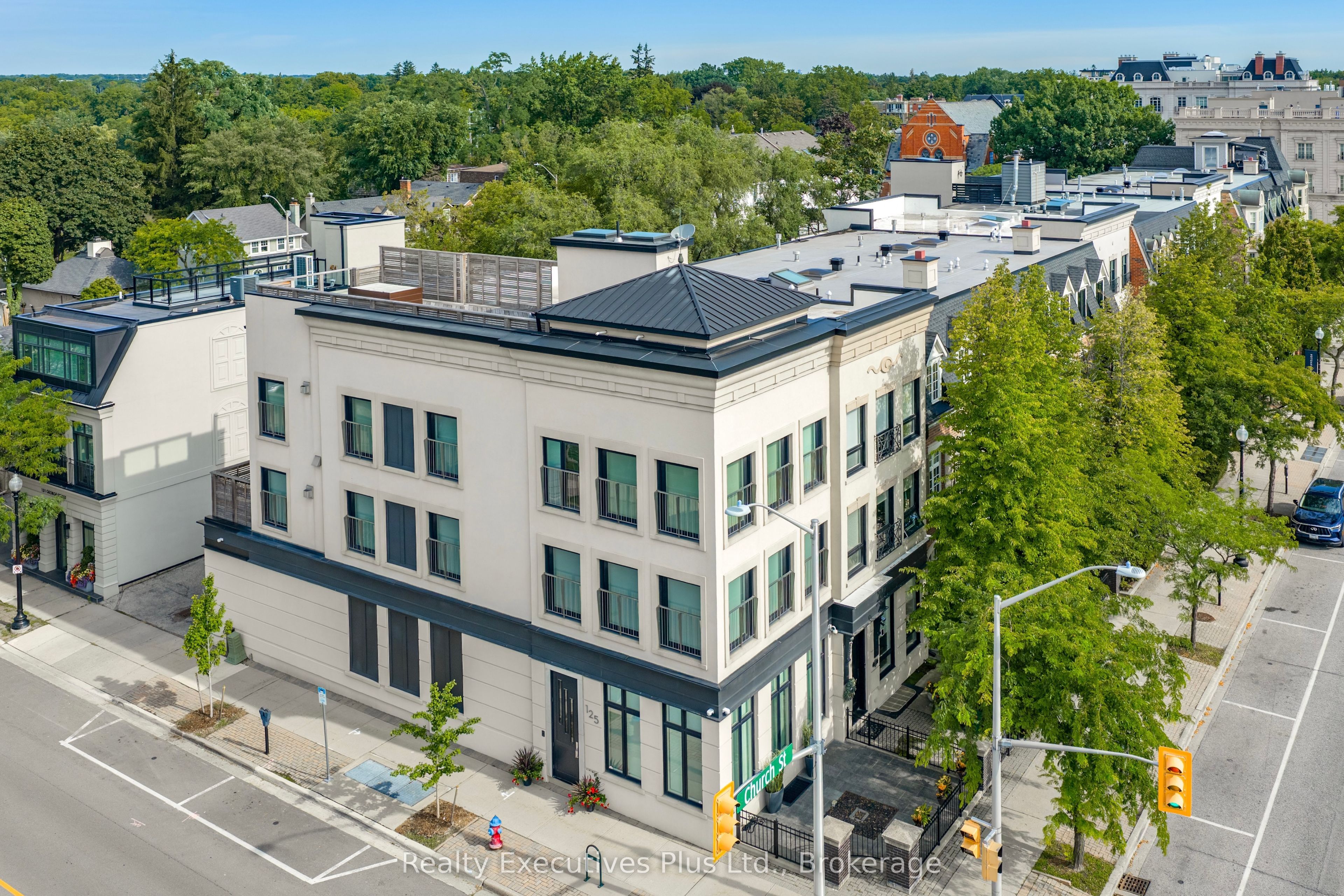 125 George Street, Oakville, ON L6J 3B9