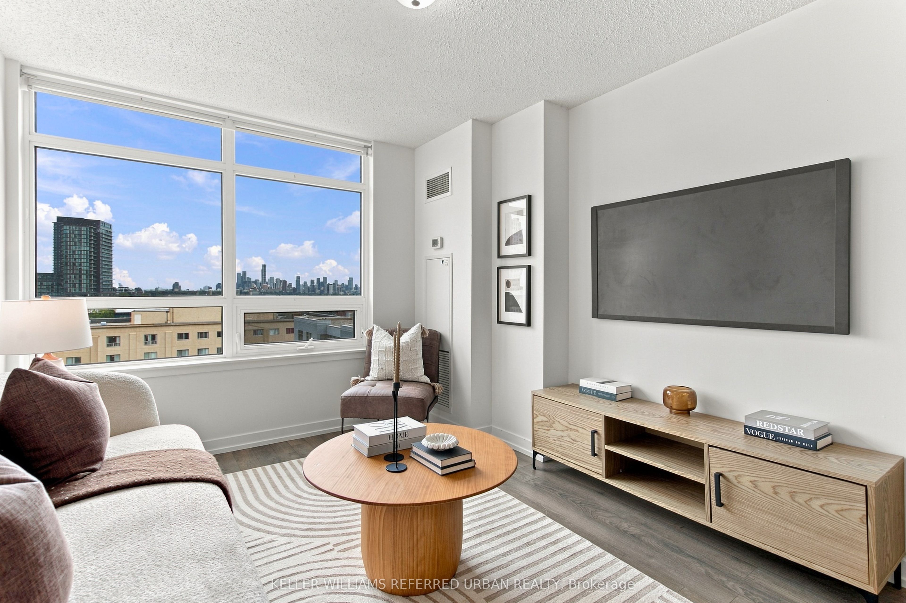 816 Lansdowne Avenue 1014, Toronto, ON M6H 4K6 photo 5