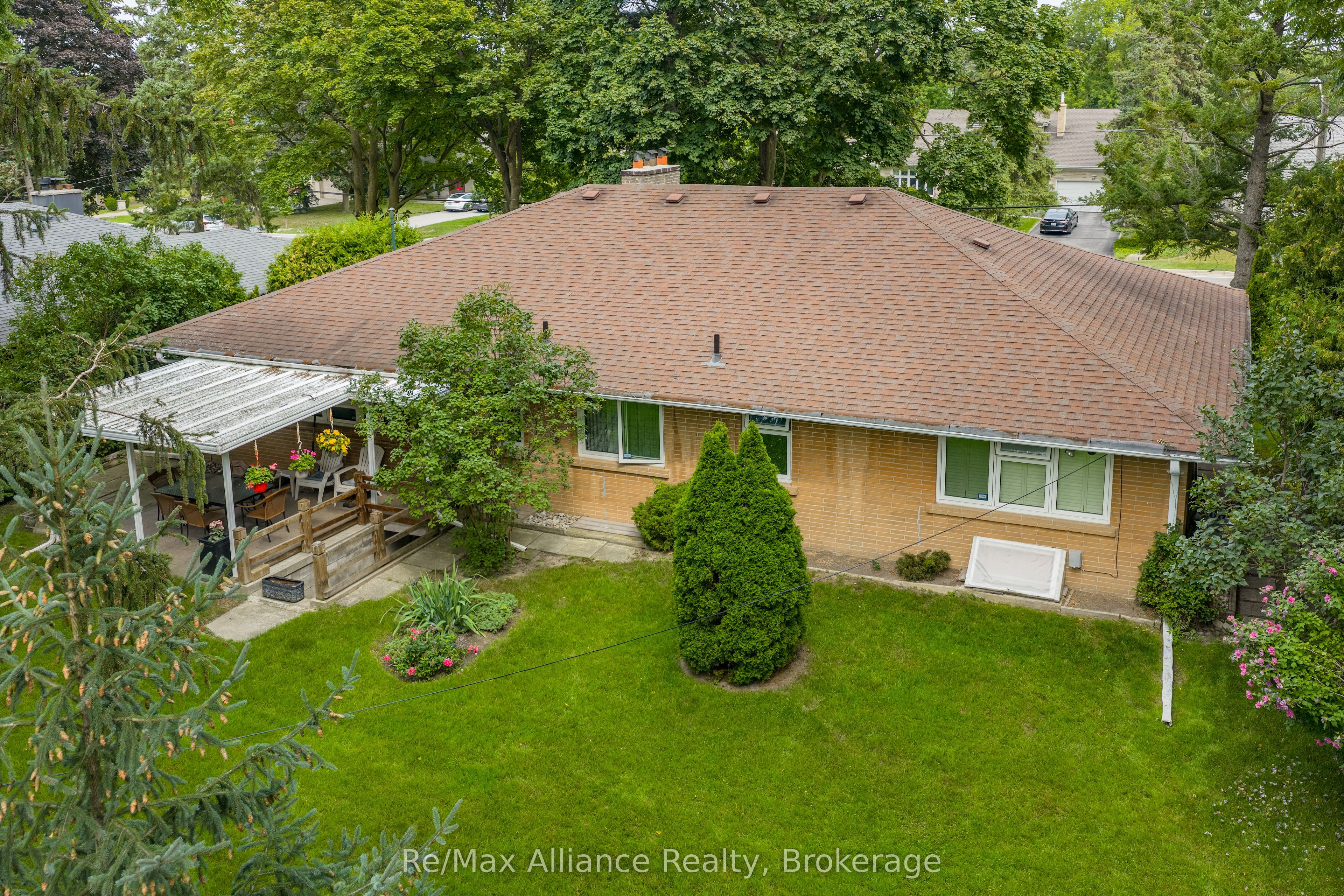 410 The Kingsway, Toronto, ON M9A 3V9 photo 4