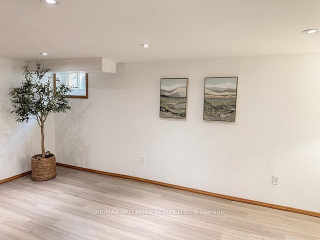 1191 Islington Avenue Basement, Toronto, ON M8Z 4S8 photo 2