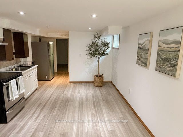 1191 Islington Avenue Basement, Toronto, ON M8Z 4S8 photo 4