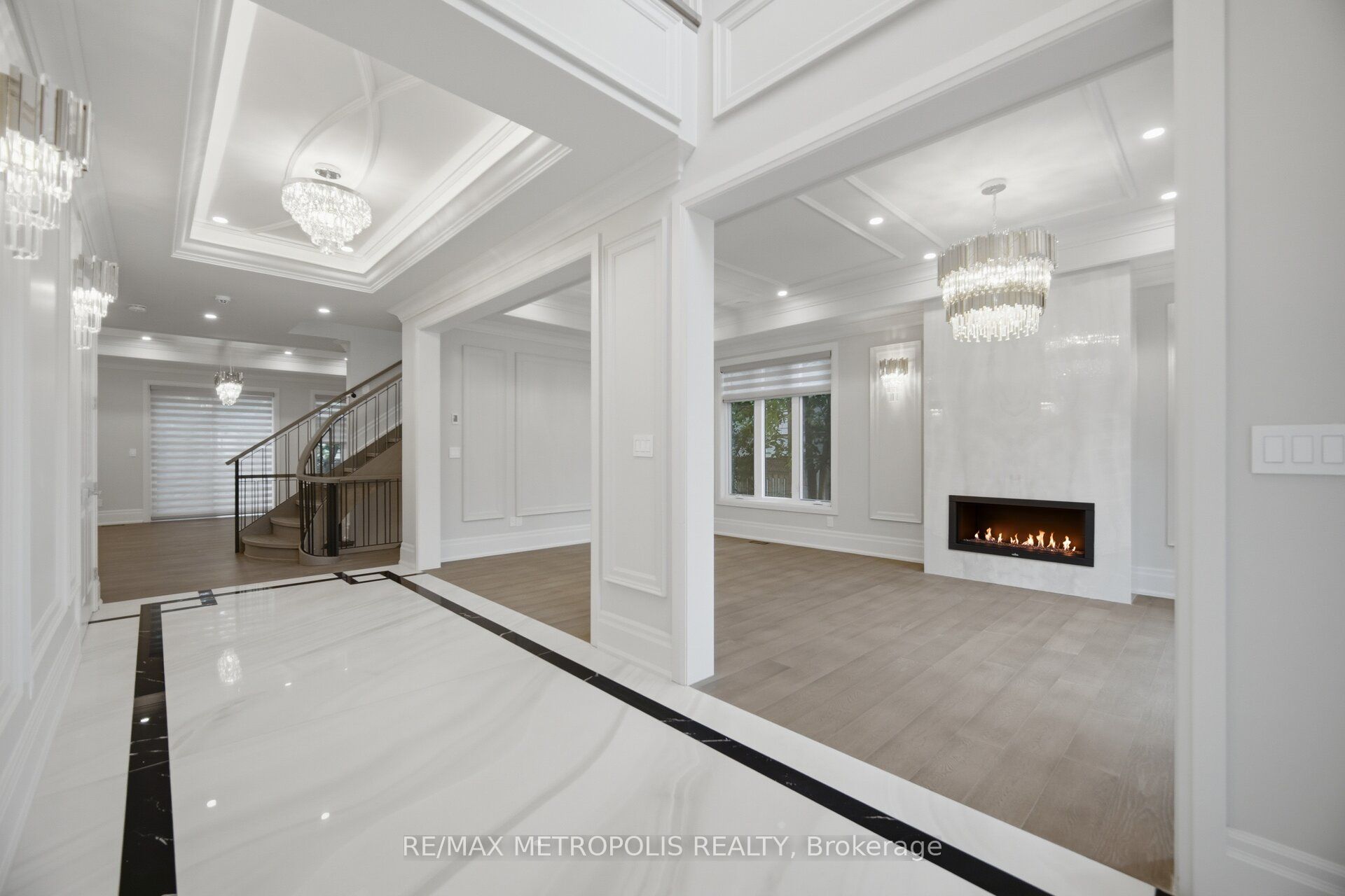 461 Sandlewood Road N, Oakville, ON L6L 3S3 photo 5