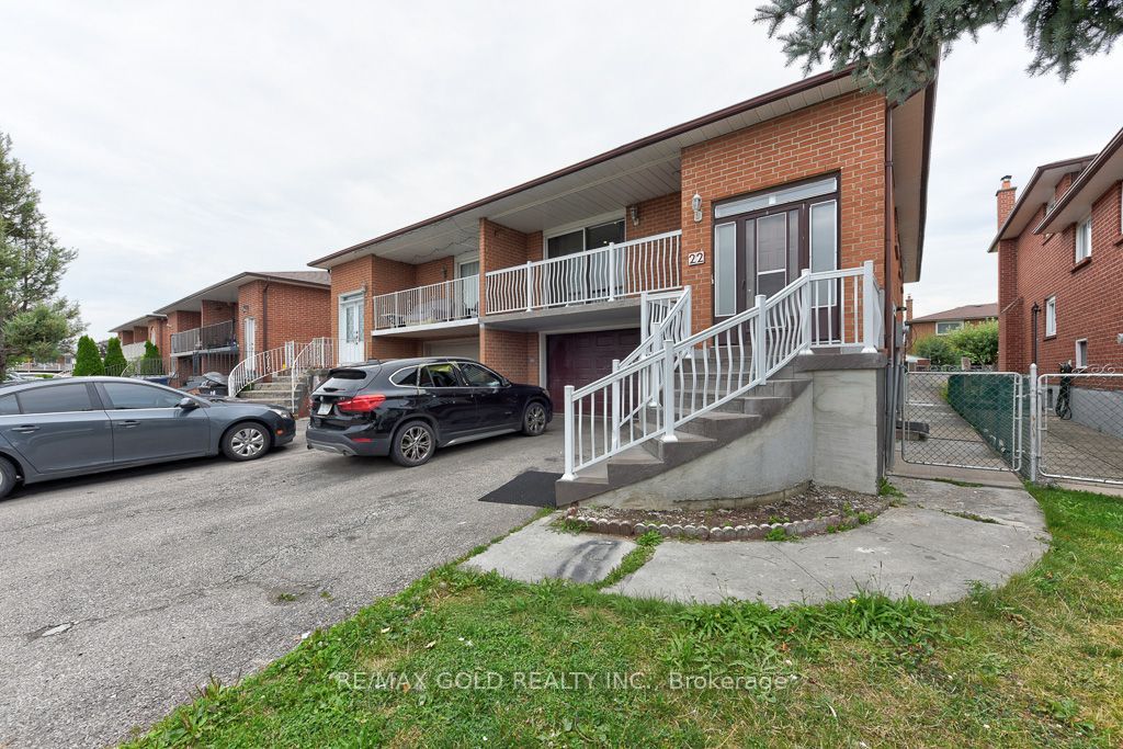 22 Kittiwake Avenue, Toronto, ON M9V 4P6 photo 2