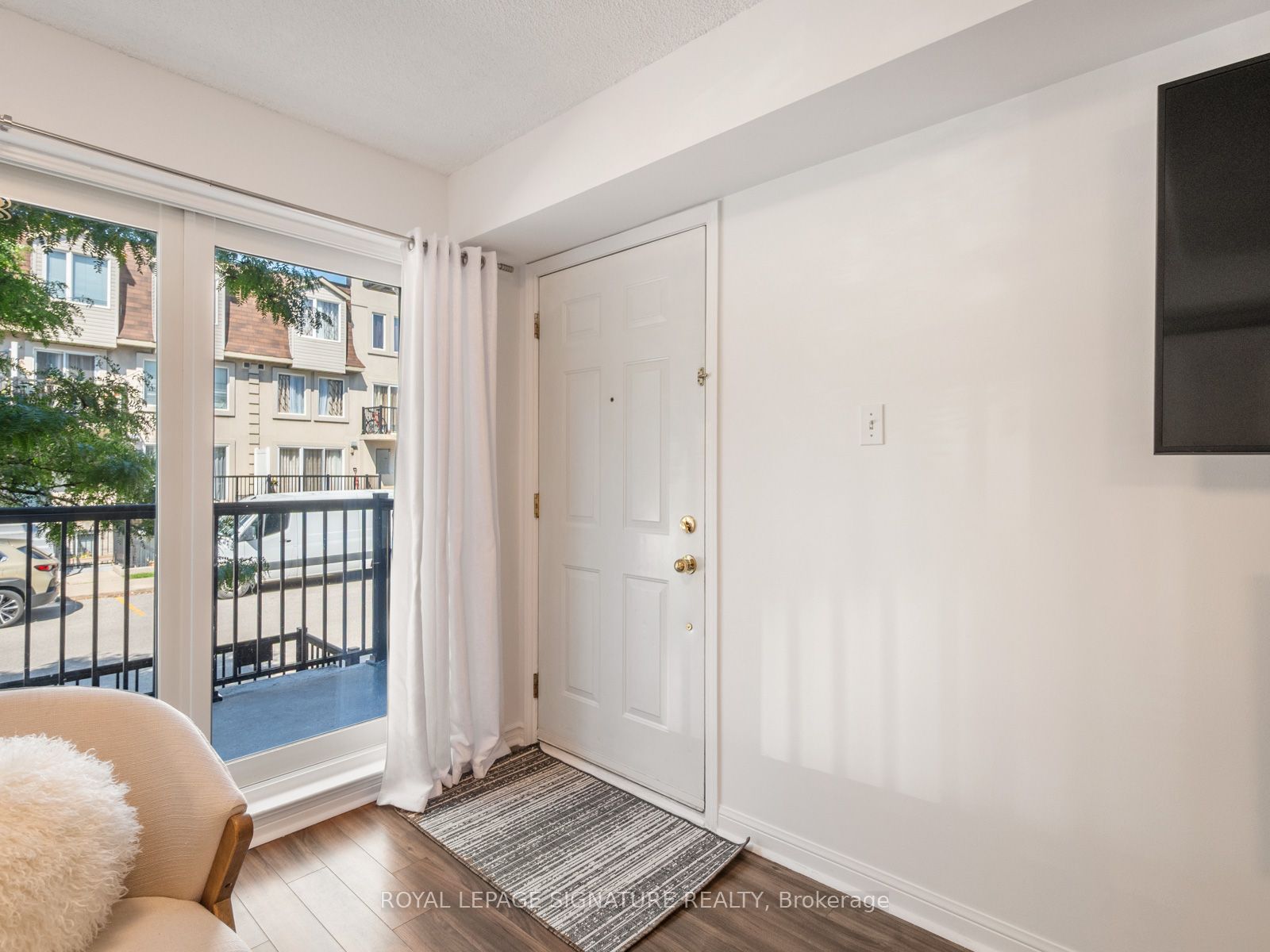 65 George Appleton Way 2067, Toronto, ON M3M 0A2 photo 5