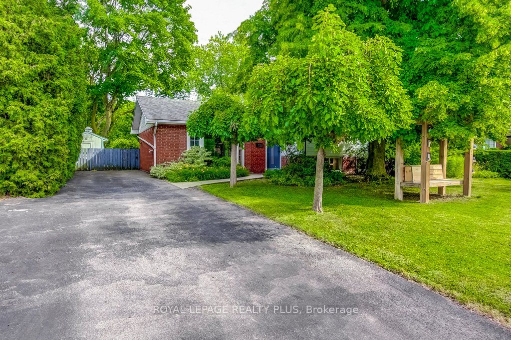 5322 Windermere Drive, Burlington, ON L7L 3M1 photo 3