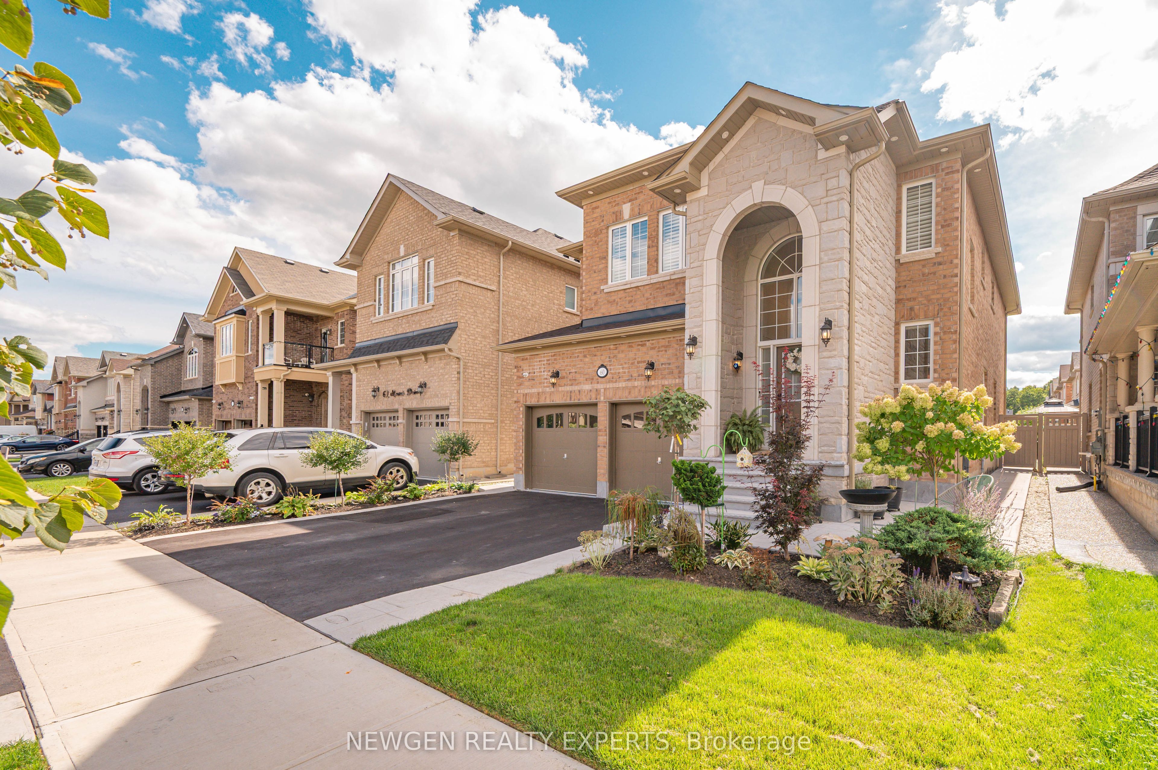 60 Monarch Drive, Halton Hills, ON L7G 0M6 photo 3