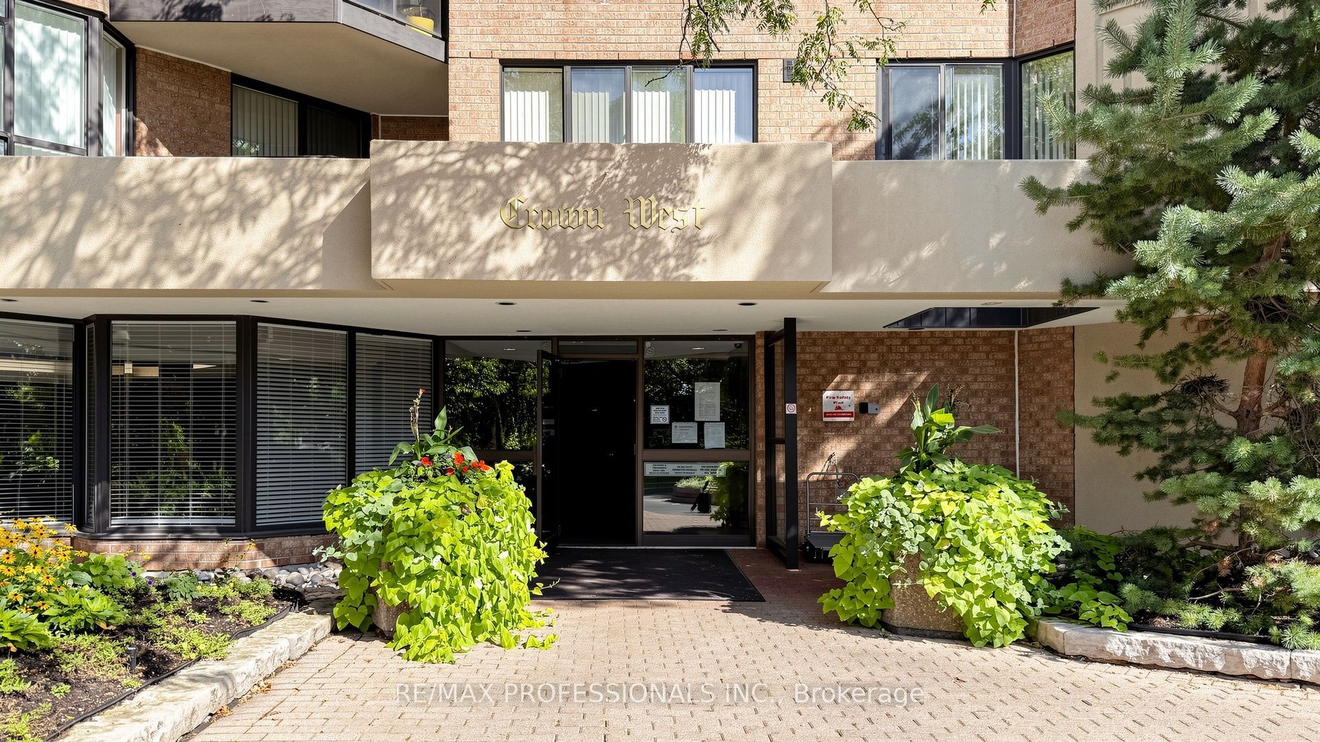 20 Cherrytree Drive 1107, Brampton, ON L6Y 3V1