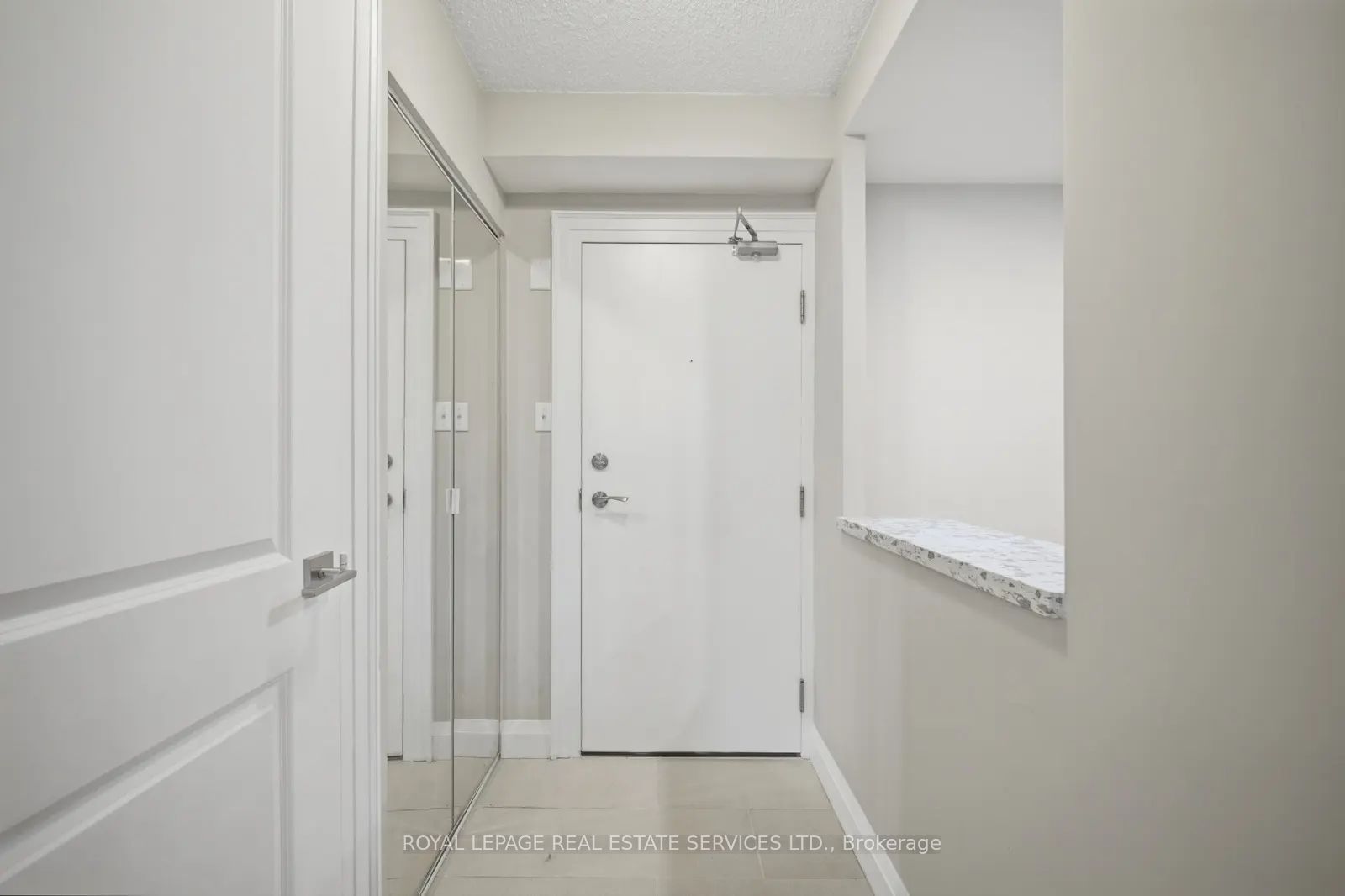 8 Lisa Street 306, Brampton, ON L6T 4S6 photo 5