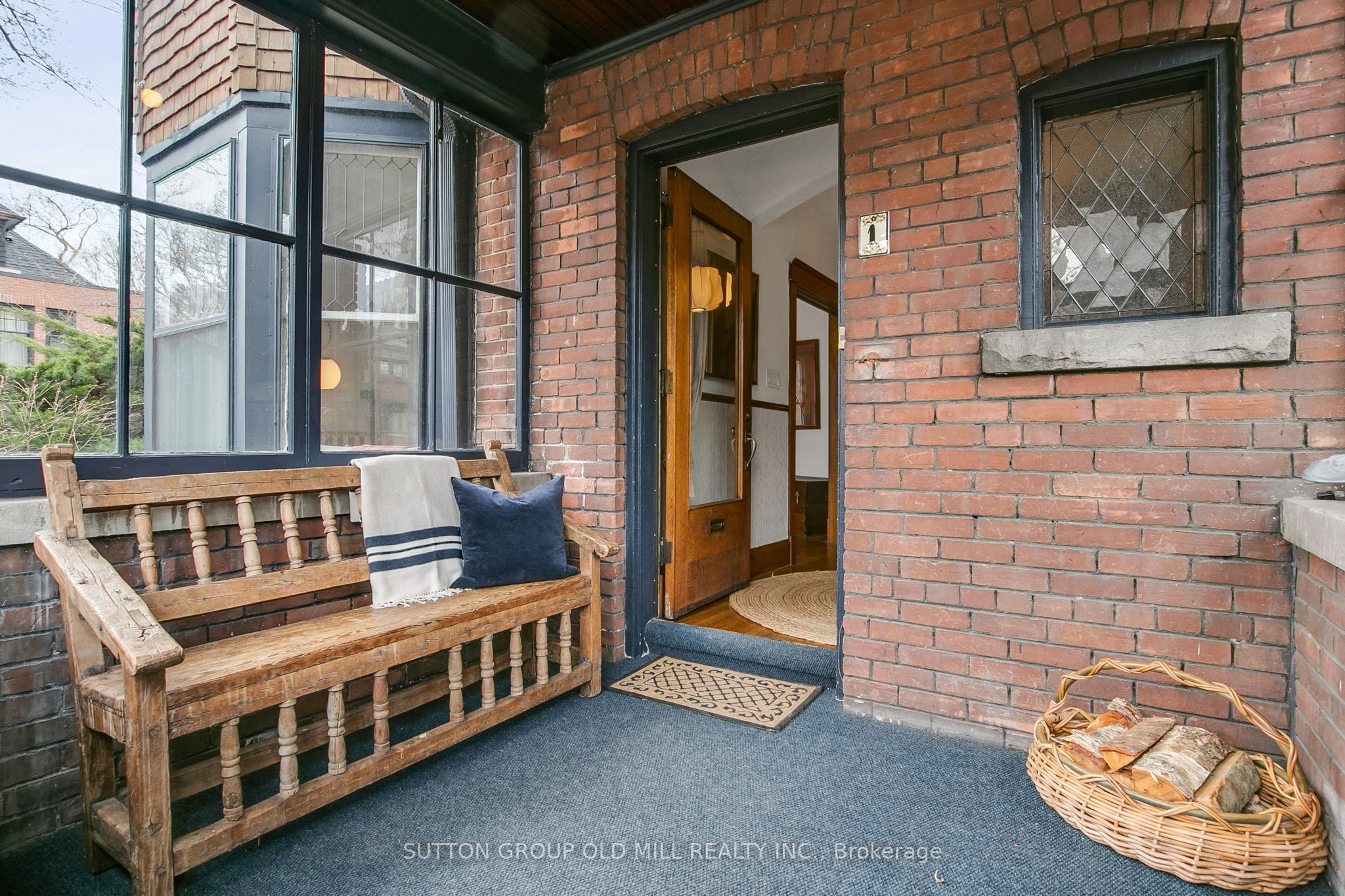 1 Algonquin Avenue, Toronto, ON M6R 1K6 photo 2