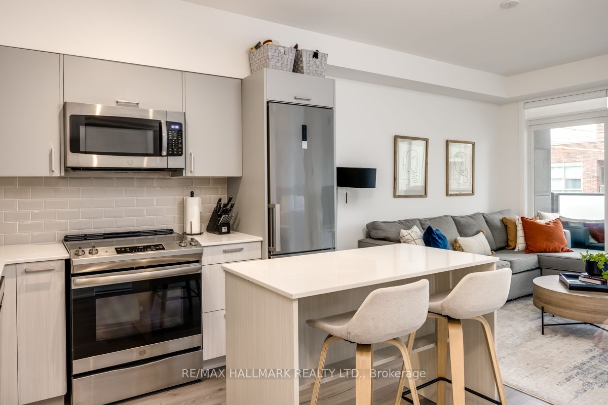385 Osler Street 306, Toronto, ON M6N 0B2 photo 5
