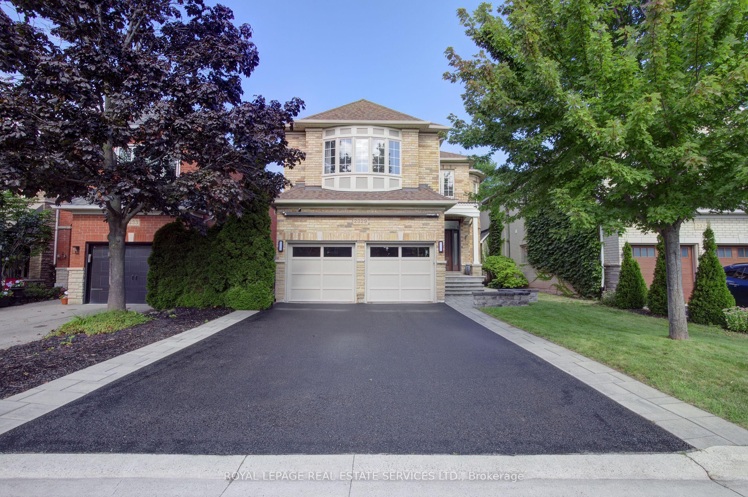 2329 Glenfield Road, Oakville, ON L6M 3V1