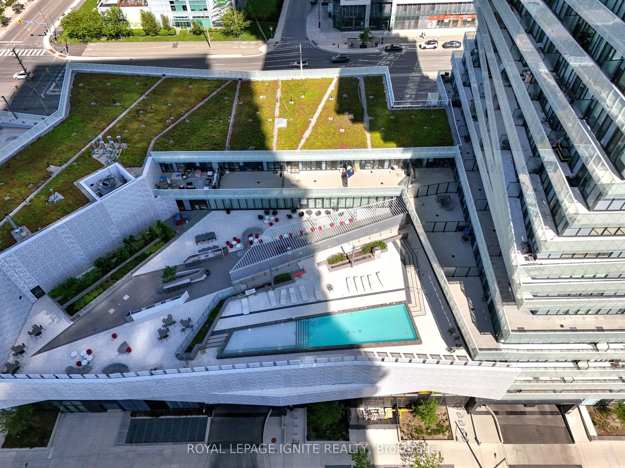 3900 Confederation Parkway 3301, Mississauga, ON L5B 0M3 photo 4