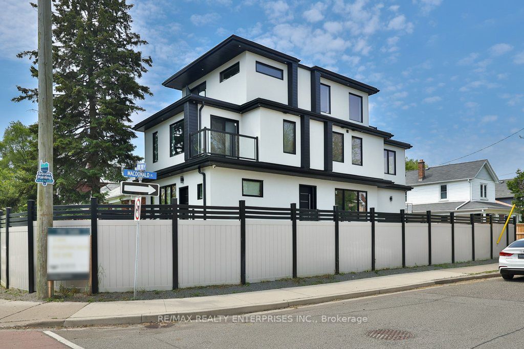 172 Royal York Road, Toronto, ON M8V 2V4 photo 5