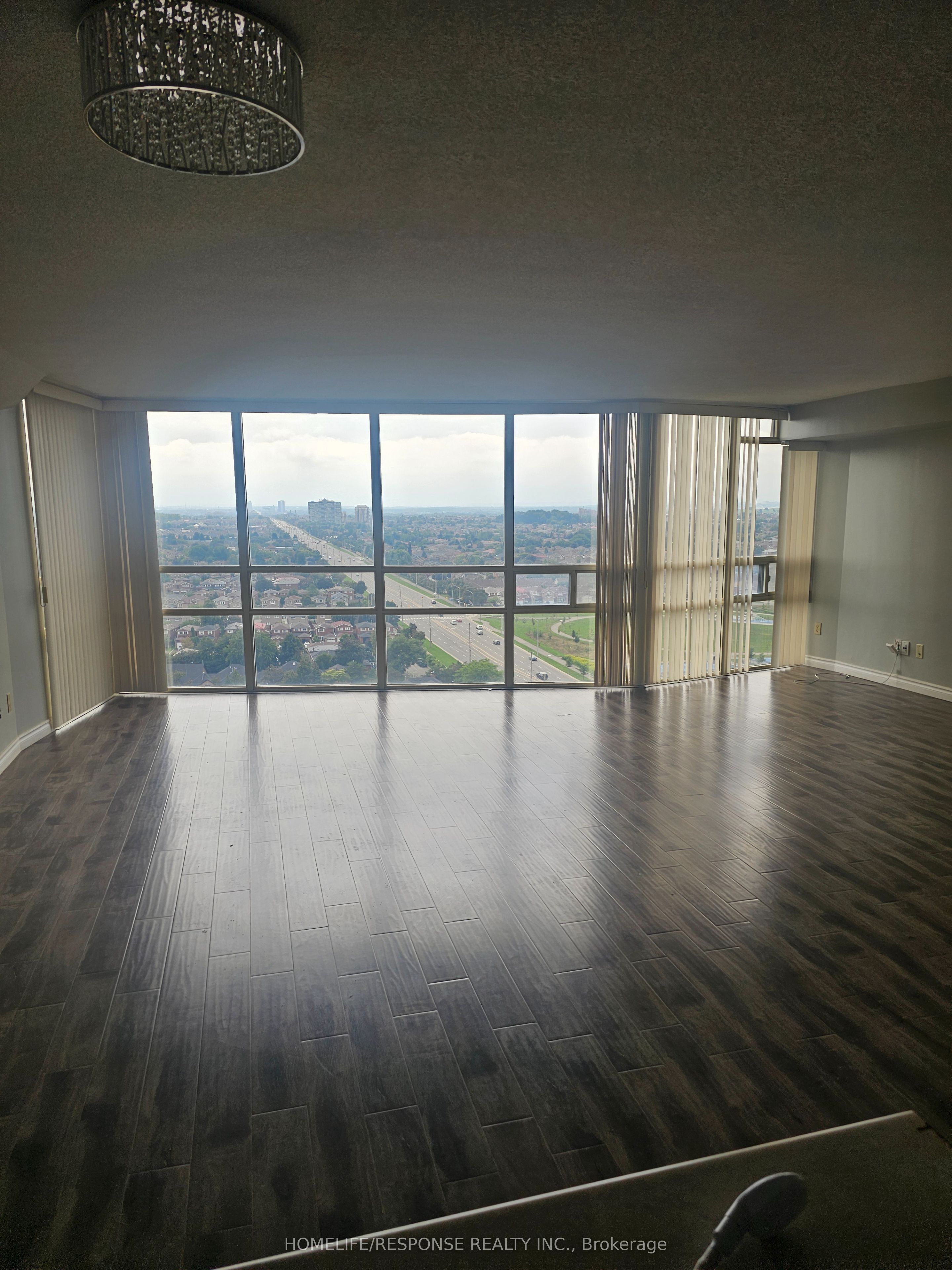 50 EGLINTON Avenue W 2010, Mississauga, ON L5R 3P5 photo 4