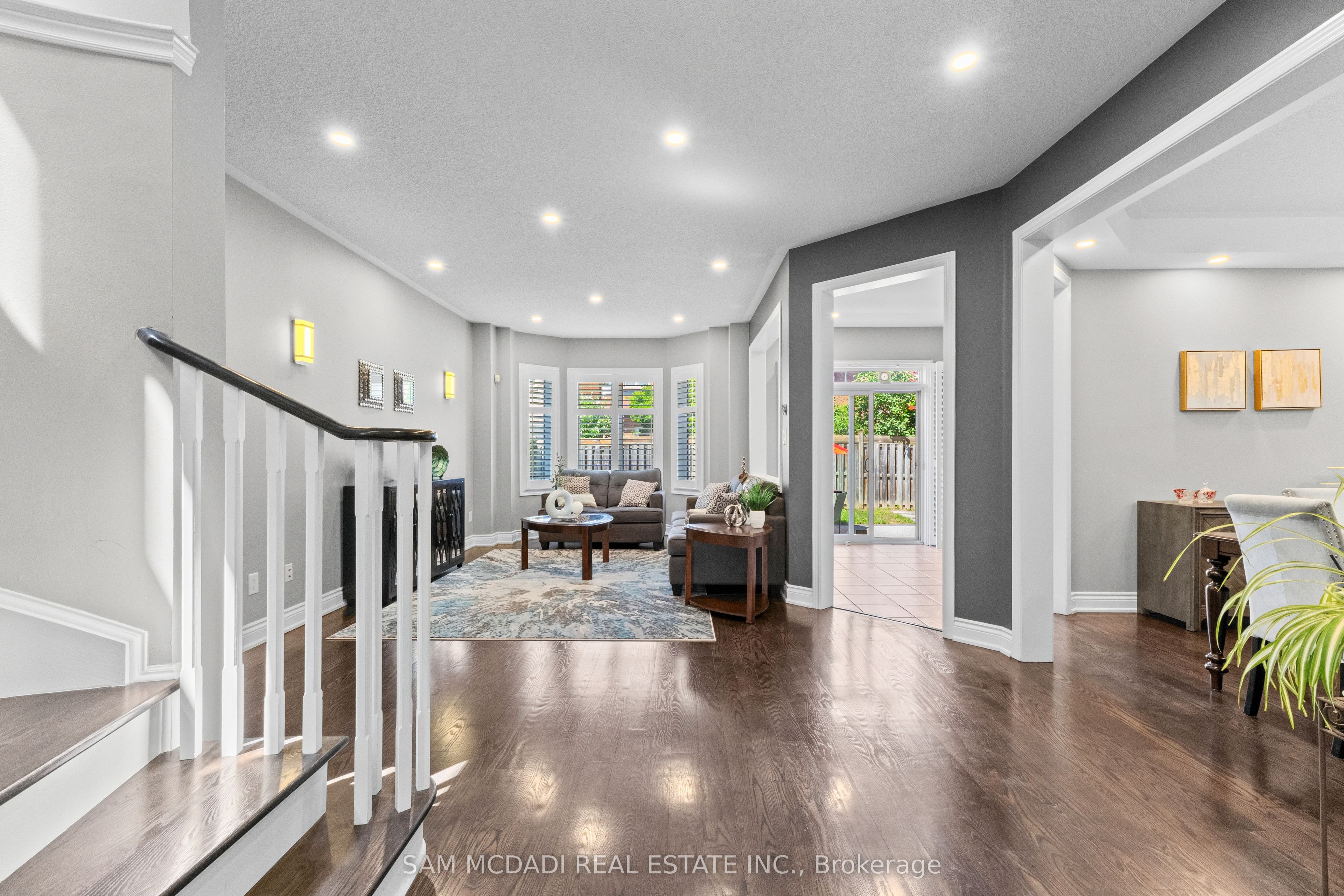 195 Holmes Crescent, Milton, ON L9T 0T8 photo 5