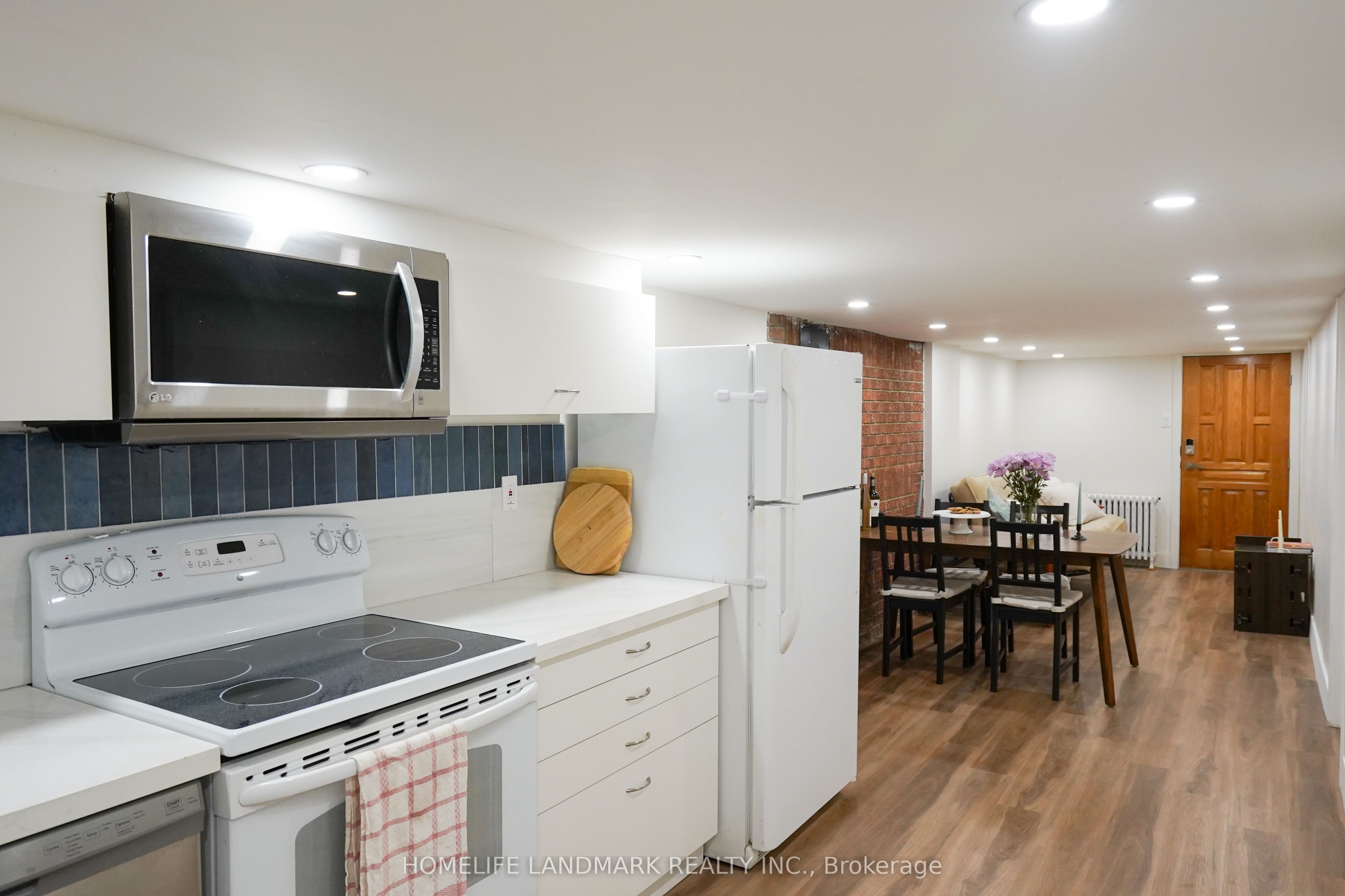 479 Whitmore Avenue Bsmt Rm1, Toronto, ON M6E 2N6 photo 2