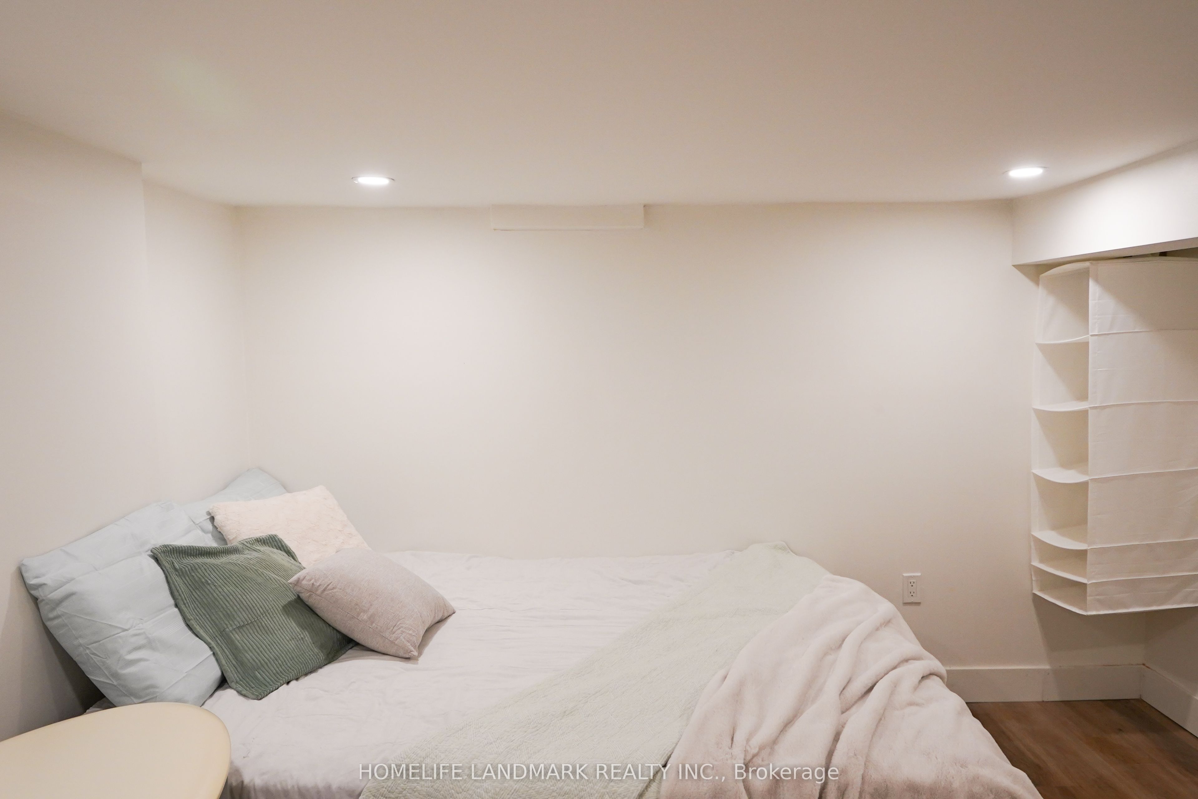 479 Whitmore Avenue Bsmt Rm1, Toronto, ON M6E 2N6 photo 5