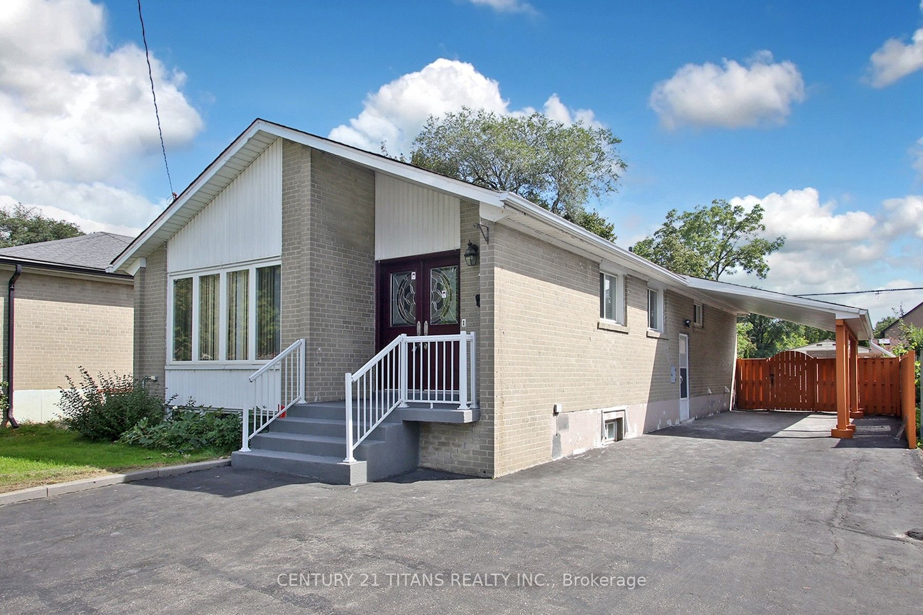 31 Monterrey Drive, Toronto, ON M9V 1S7 photo 3