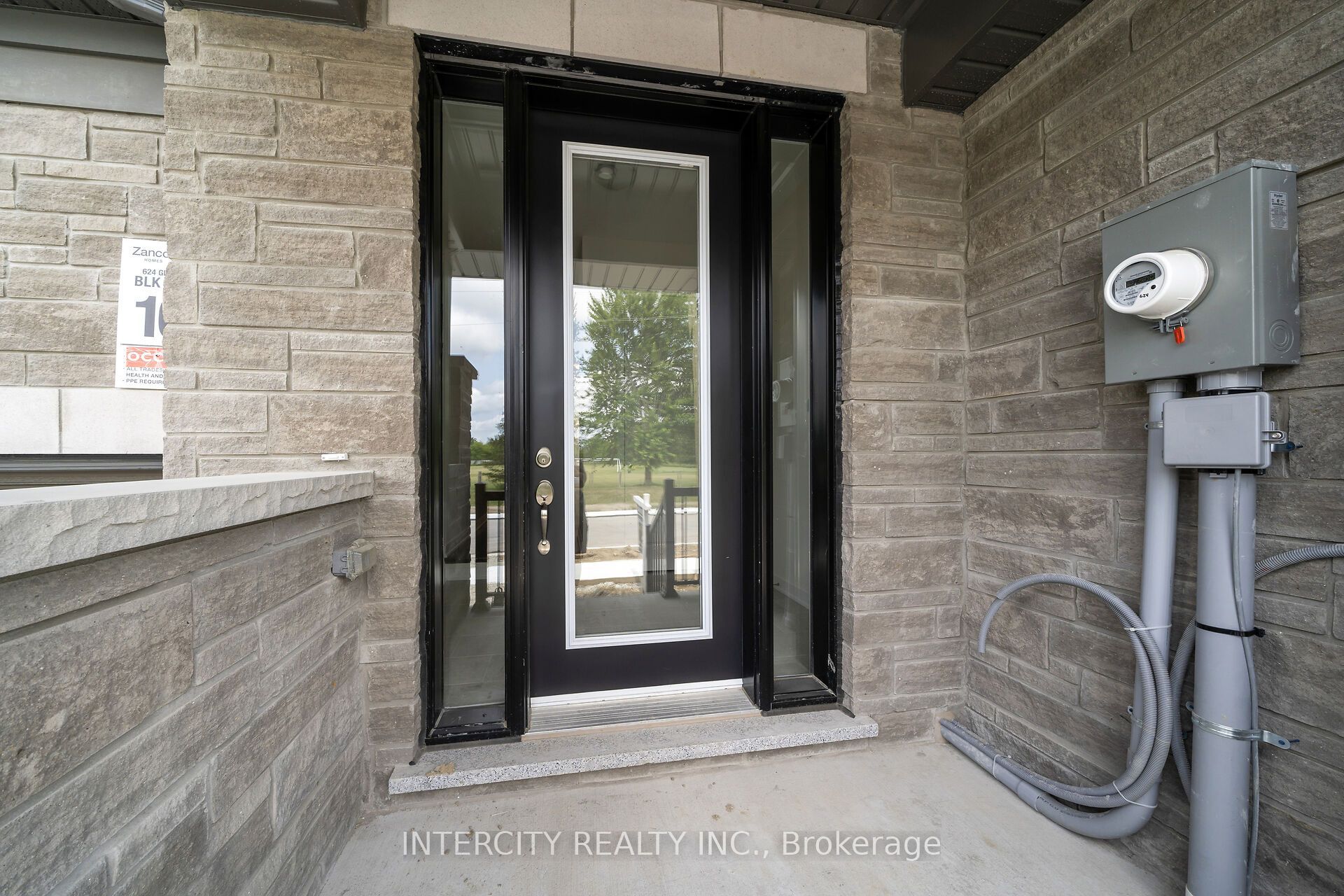 624 Glasgow Road 19-100, Caledon, ON L7E 4N1 photo 2