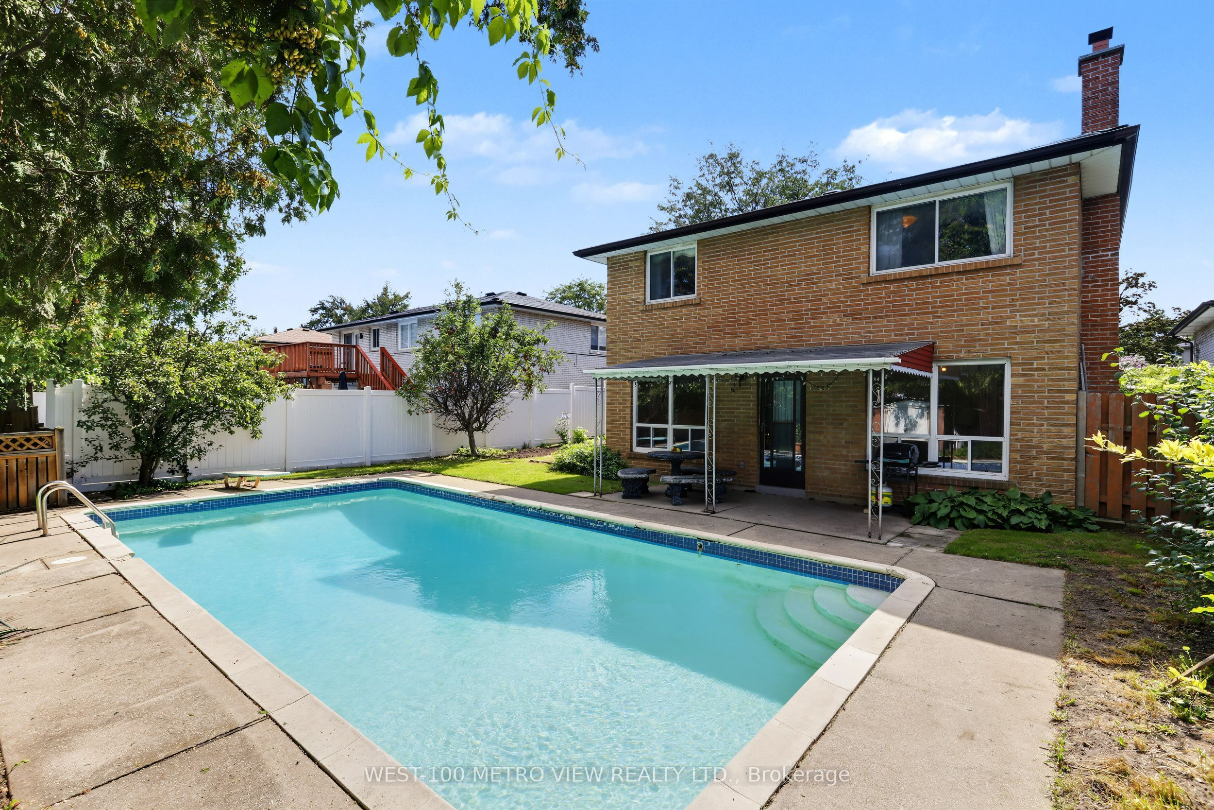 2163 Asta Drive, Mississauga, ON L5A 2T6 photo 4