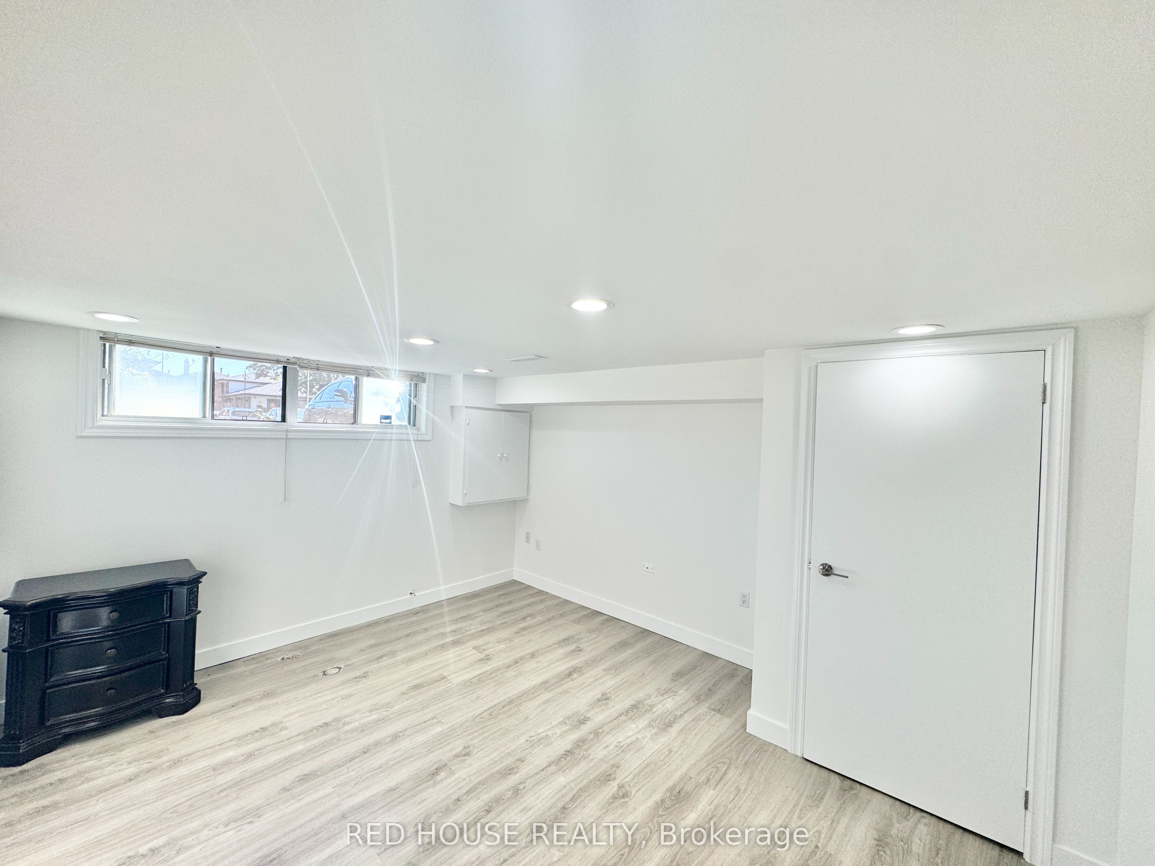 144 Laura Road Basement, Toronto, ON M3N 2A2 photo 5